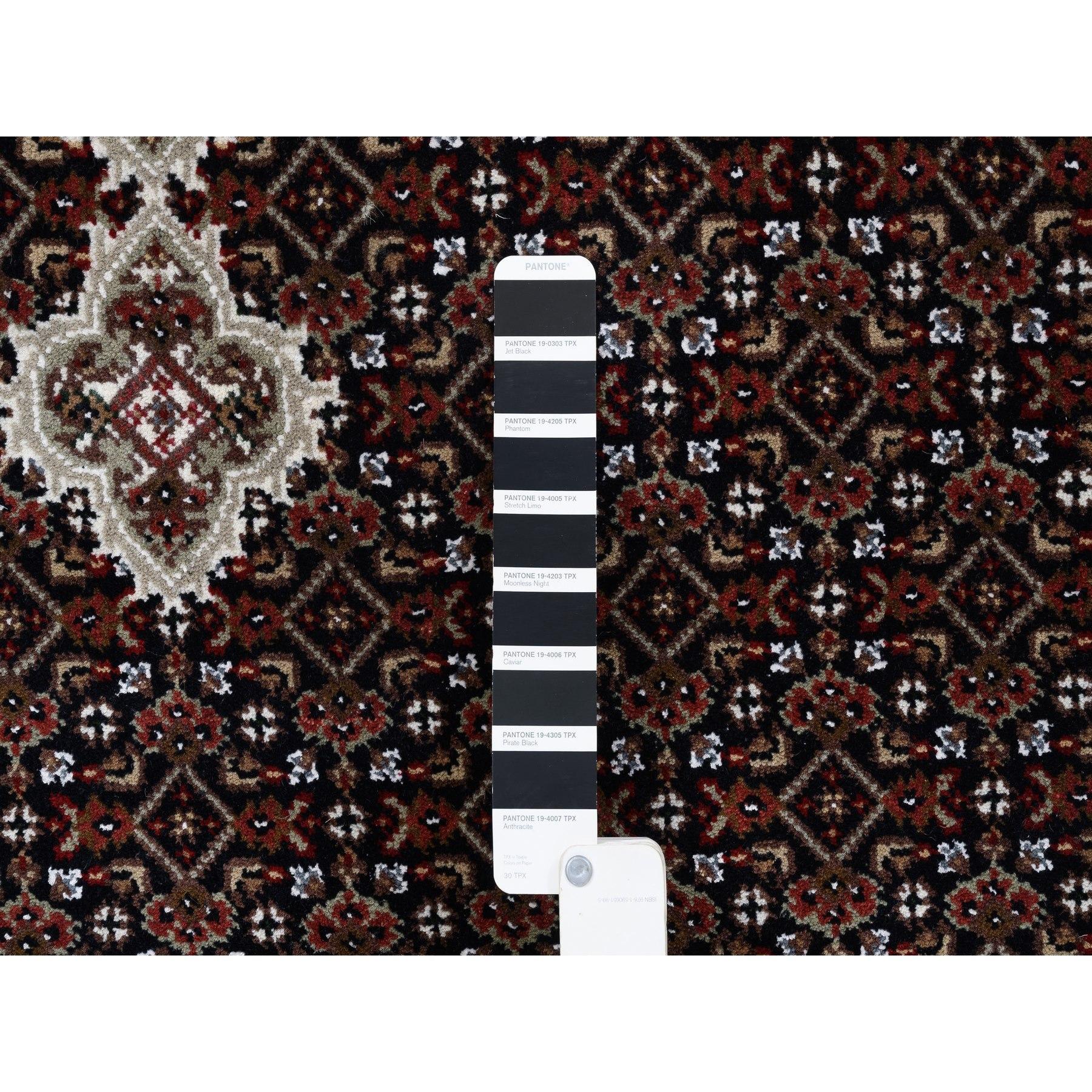 Noué à la main Tapis oriental large et noué à la main Tabriz Mahi Design 4'2