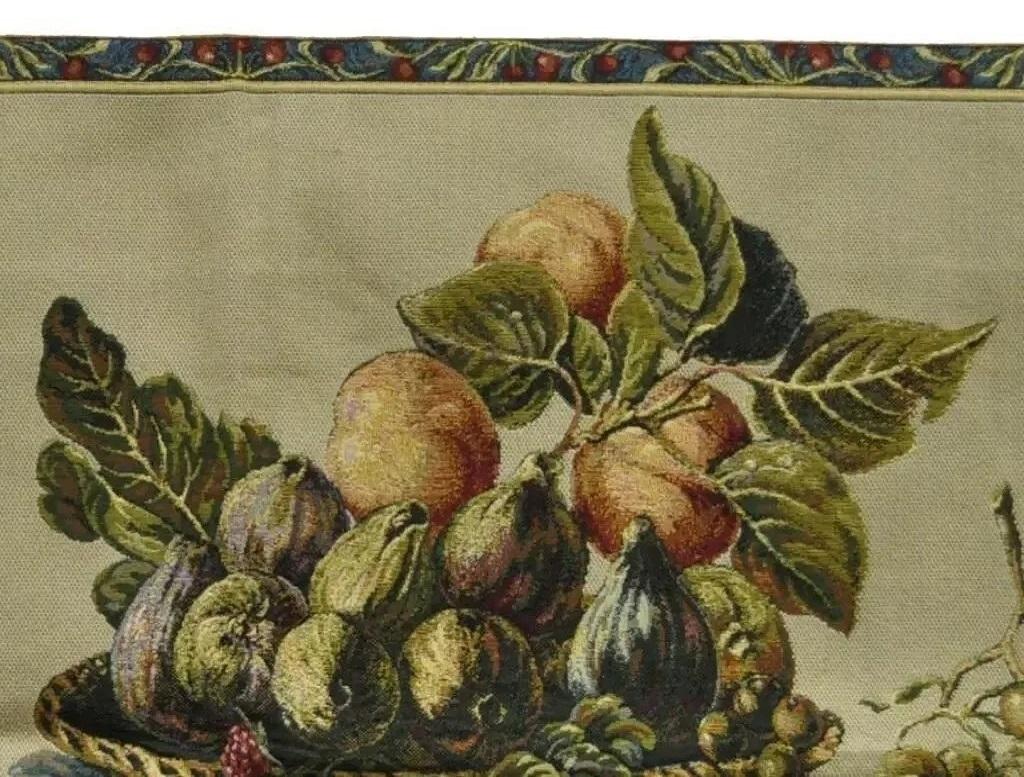 Inconnu Tapisserie Aubusson Nature Morte Fruits Fond Beige en vente