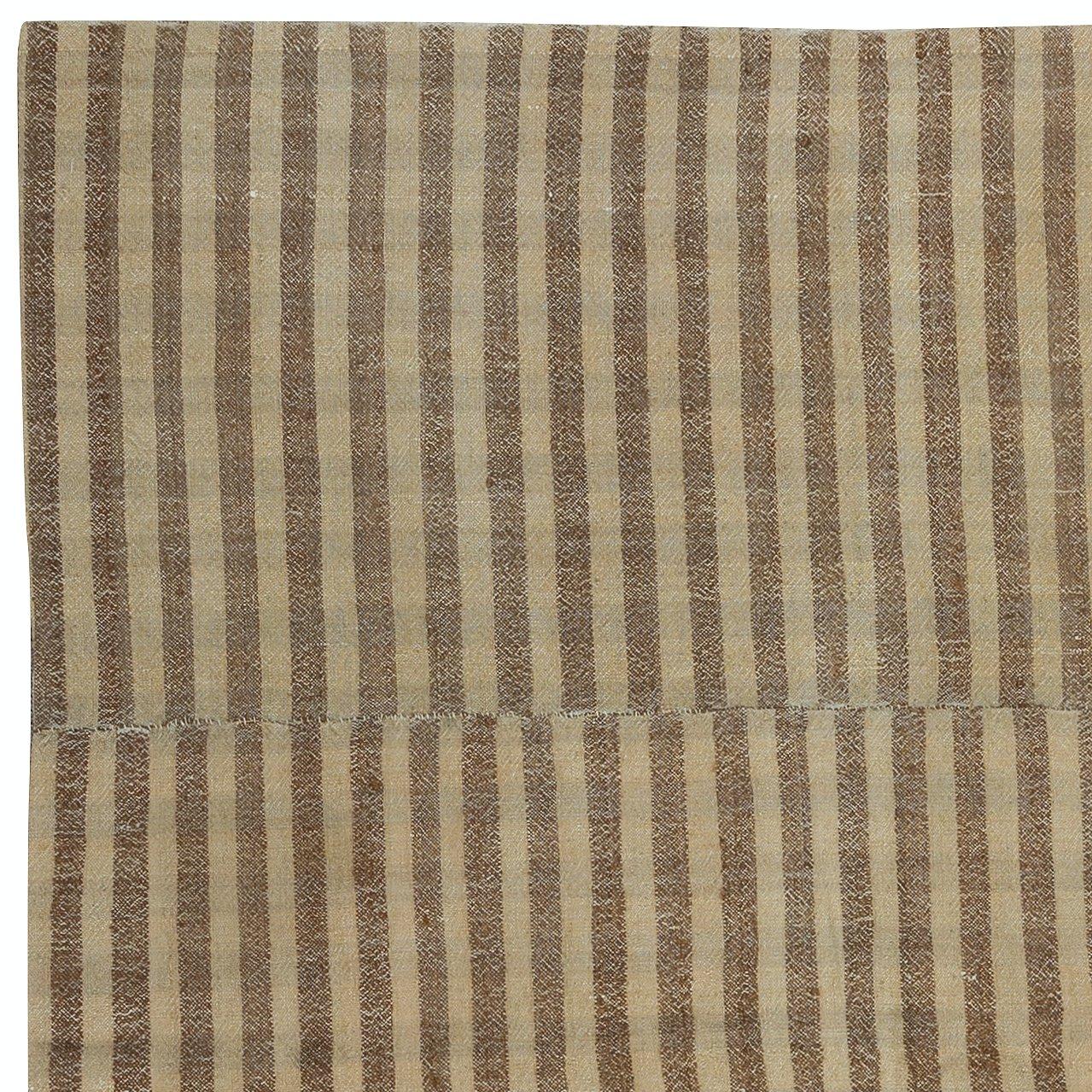 Alfombra de rayas tejida a mano, 100% lana, kilim anatolio vintage de tejido plano de 1,2 m x 1,6 m Kilim en venta