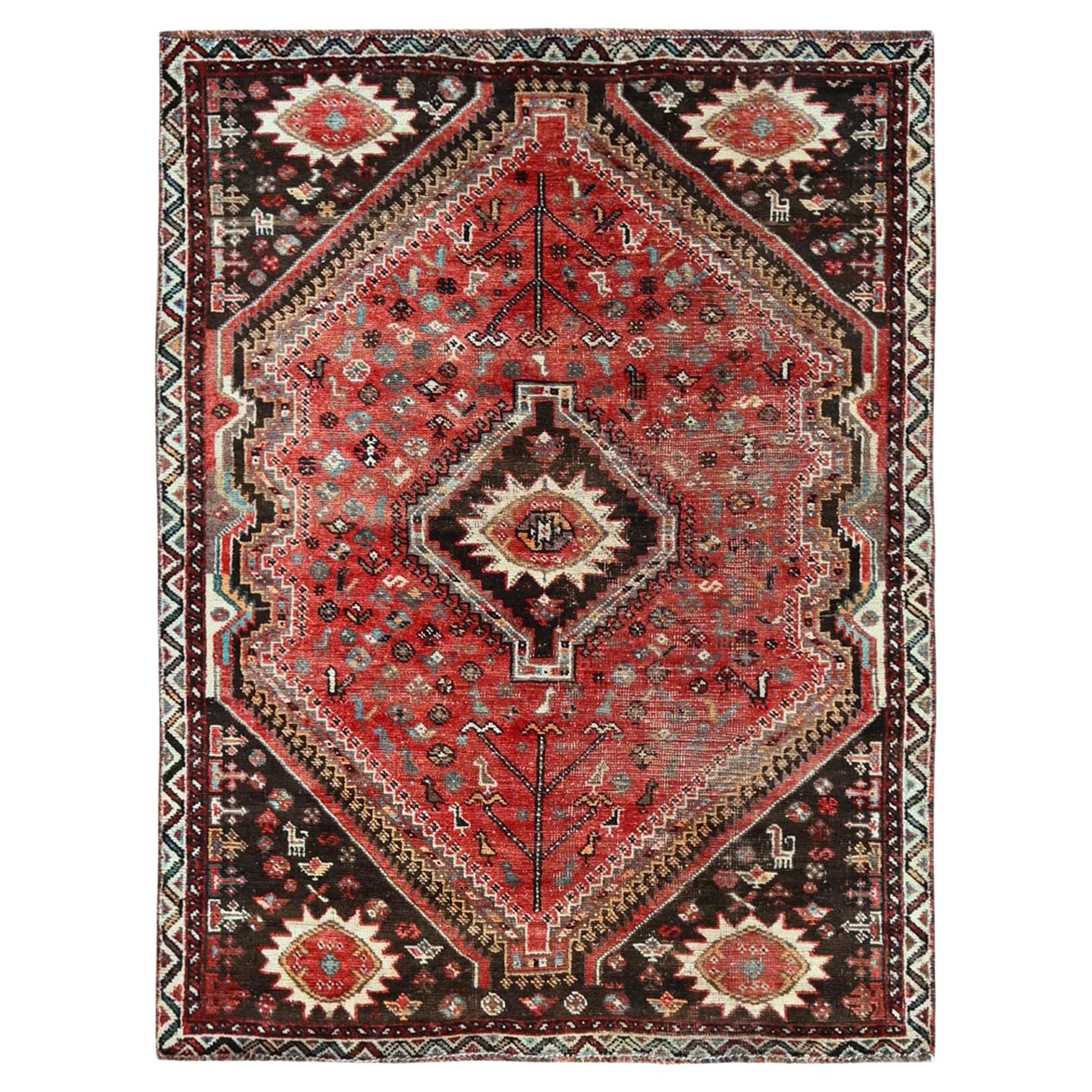 4'2 "x5'7" Rosso cremisi Vintage Persiano Shiraz annodato a mano in pura lana Oriental Rugs