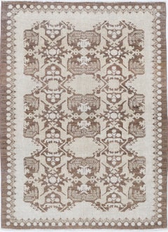 4.2x5.7 ft Traditional Hand Knotted Floral Brown, Ivory Wool Area Rug