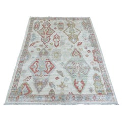 4'2 "x5'7" Ivoire Noué à la main Angora Oushak All Over Motifs Afghan Wool Rug