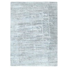 4
2"x6
 Misty Gray Wool and Plant Based Silk Hand Loomed Modern Oriental Rug