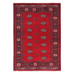 4
2 "x6
 Tapis en laine nouée à la main Princess Bokara rouge avec médaillons géométriques