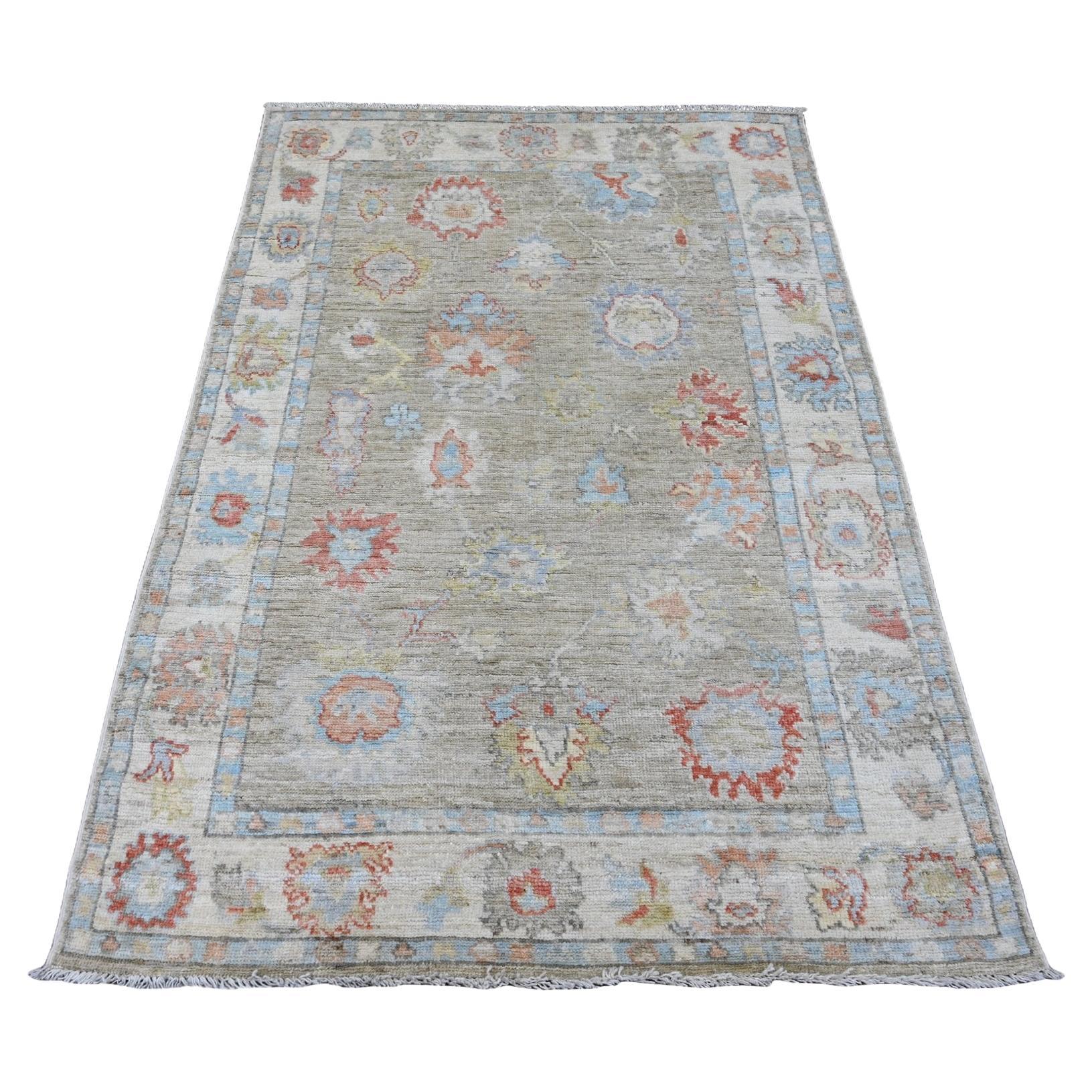 4'2 "x6'1" Artichoke Green Tapis d'Orient Afghan Angora Oushak Wool noué à la main