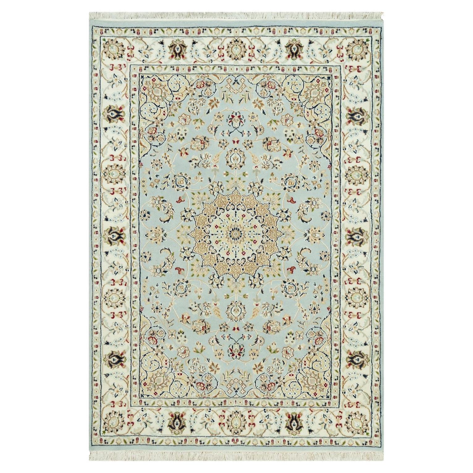 4'2"x6'1" Blue Hydrangea Nain Center Medallion Hand Knotted 100% Wool Rug For Sale