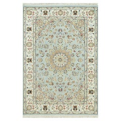 4'2"x6'1" Blue Hydrangea Nain Center Medallion Hand Knotted 100% Wool Rug