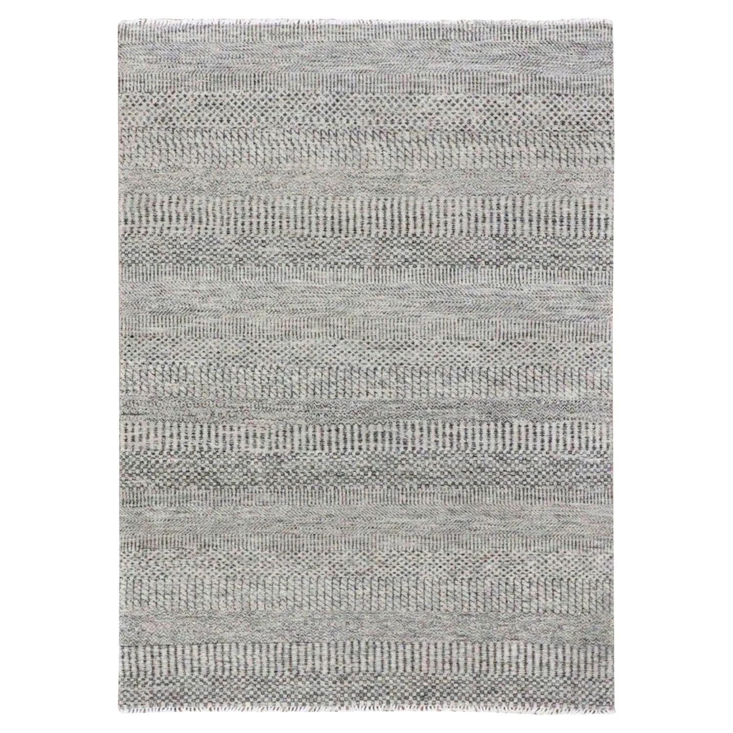 4
2"x6
1" Solid Gray 100% Undyed Wool Grass Design Hand Knotted Oriental Rug