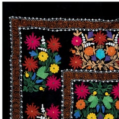 4.2x6.6 Ft Silk Hand Embroidery Wall Hanging, Black Tapestry, Suzani Bedspread