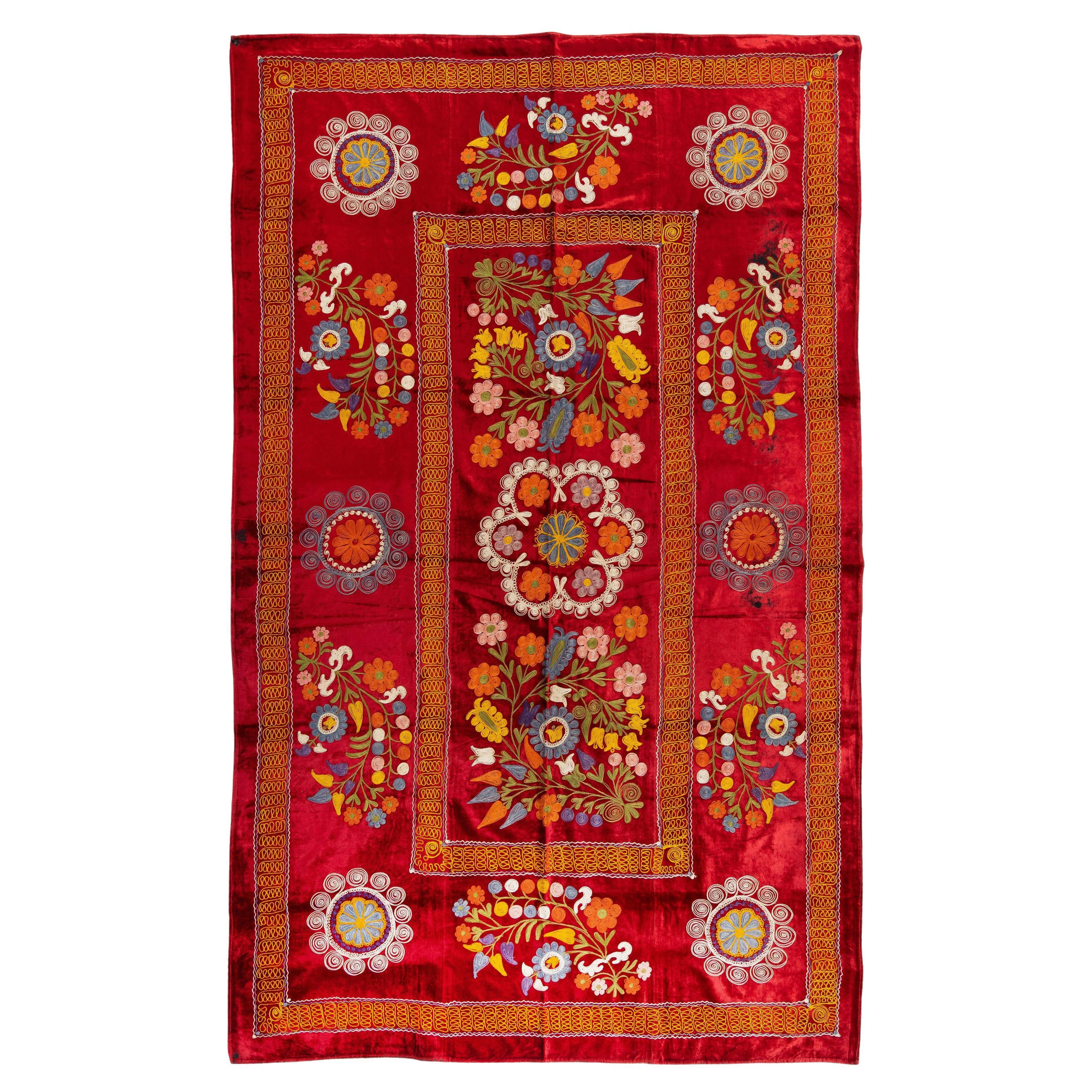 4.3x7.3 Ft Vintage Uzbek Silk Embroidered Suzani Bed Cover or Wall