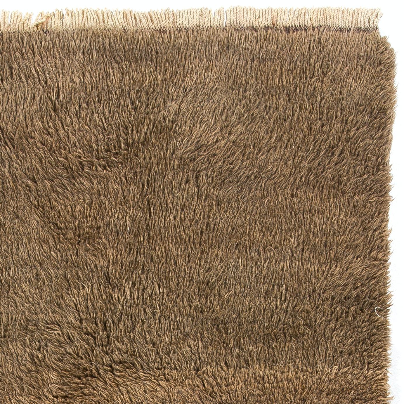 4.2x7 Ft Minimalist Vintage Handknotted Turkish Tulu Rug. All Natural Brown Wool In Excellent Condition For Sale In Spring Valley, NY