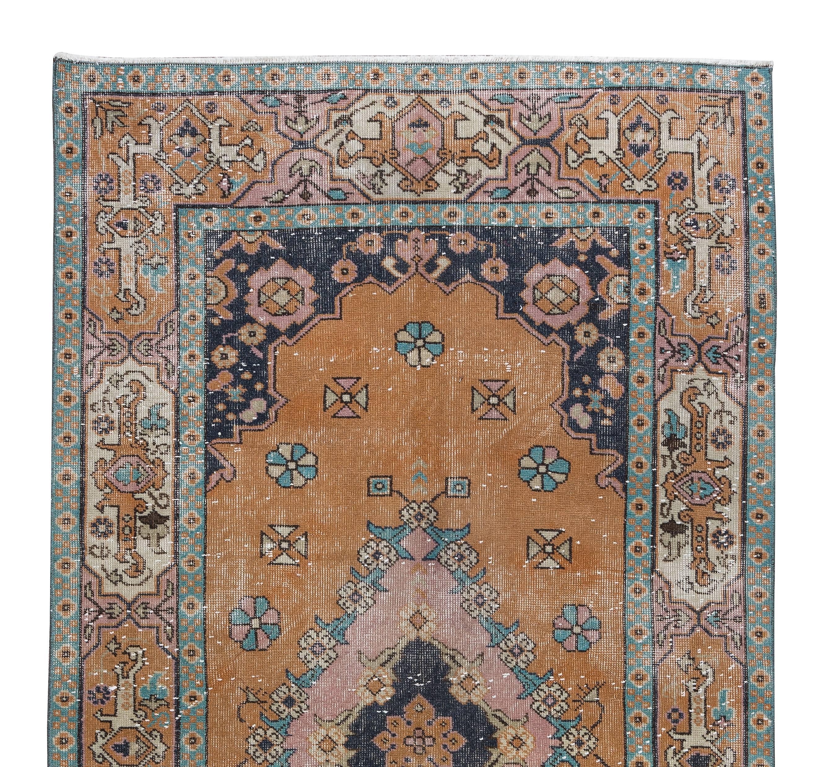 Turc Tapis vintage noué à la main 4,2 x 7,9 m, exemplaire unique d'un tapis d'Anatolie centrale en vente