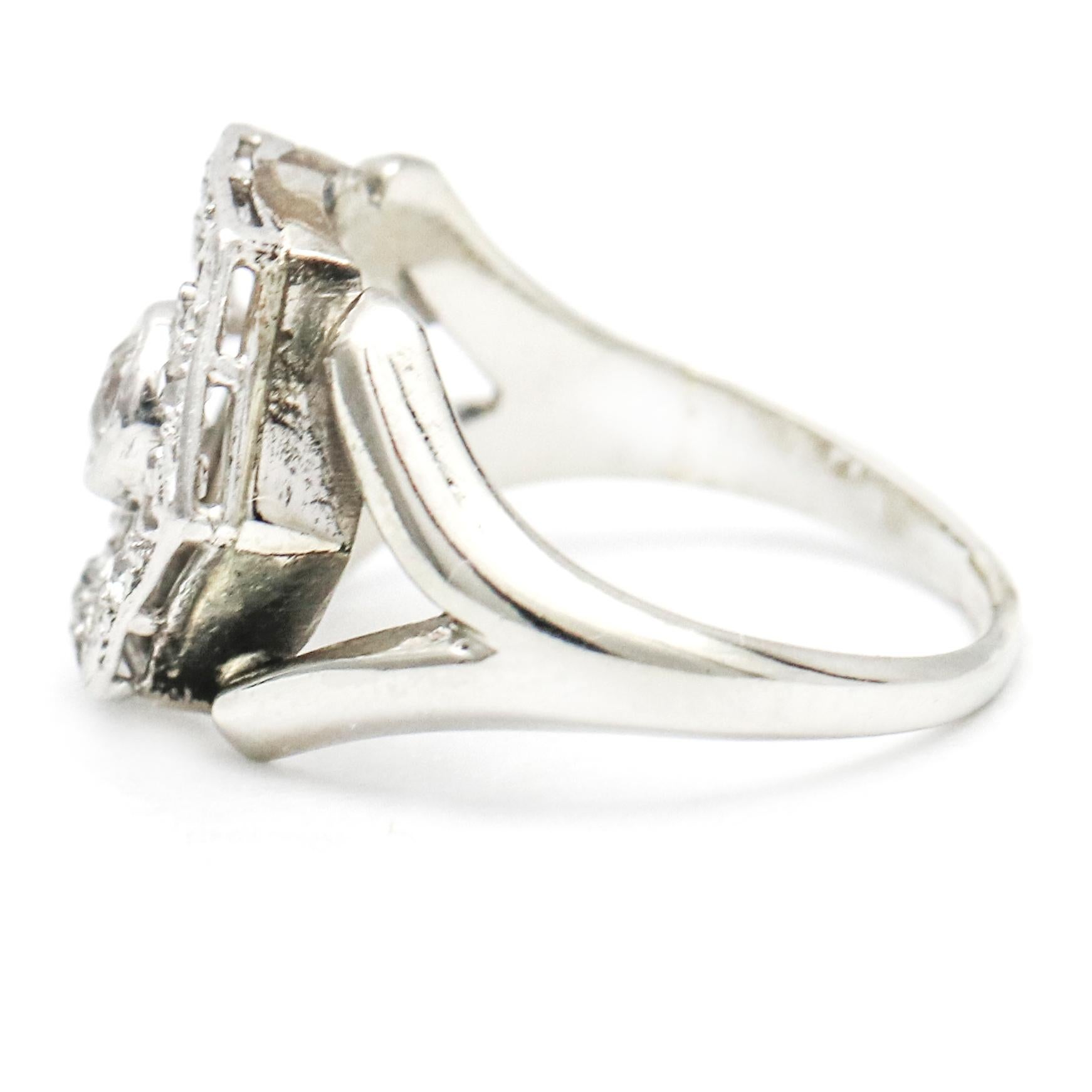 .43 Carat 14 Karat White Gold Platinum Diamond Edwardian Ring In Good Condition For Sale In Fort Lauderdale, FL