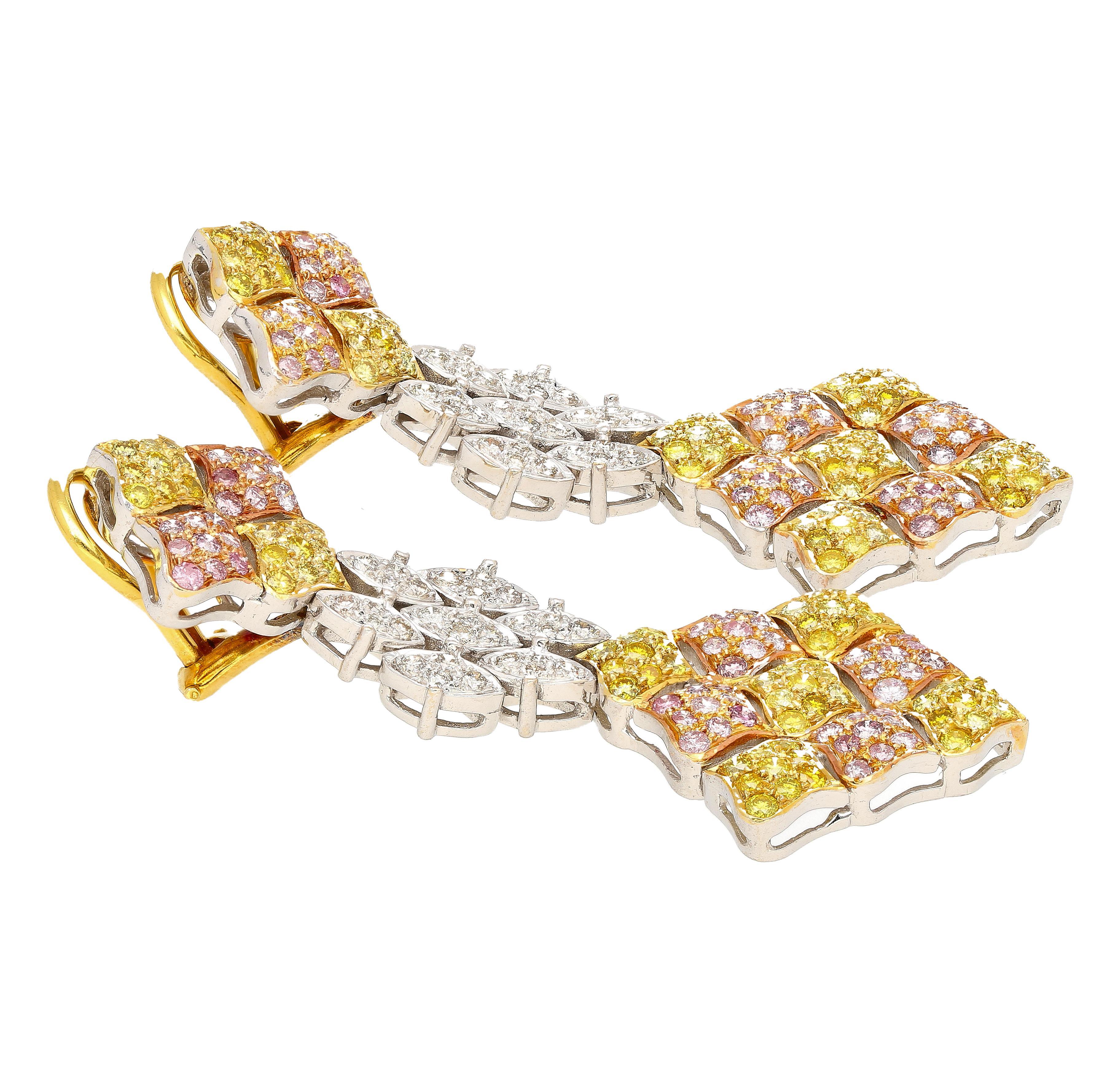 Ensemble collier et boucles d'oreilles en or 3 tons et diamants pavés de 40 carats en vente 2