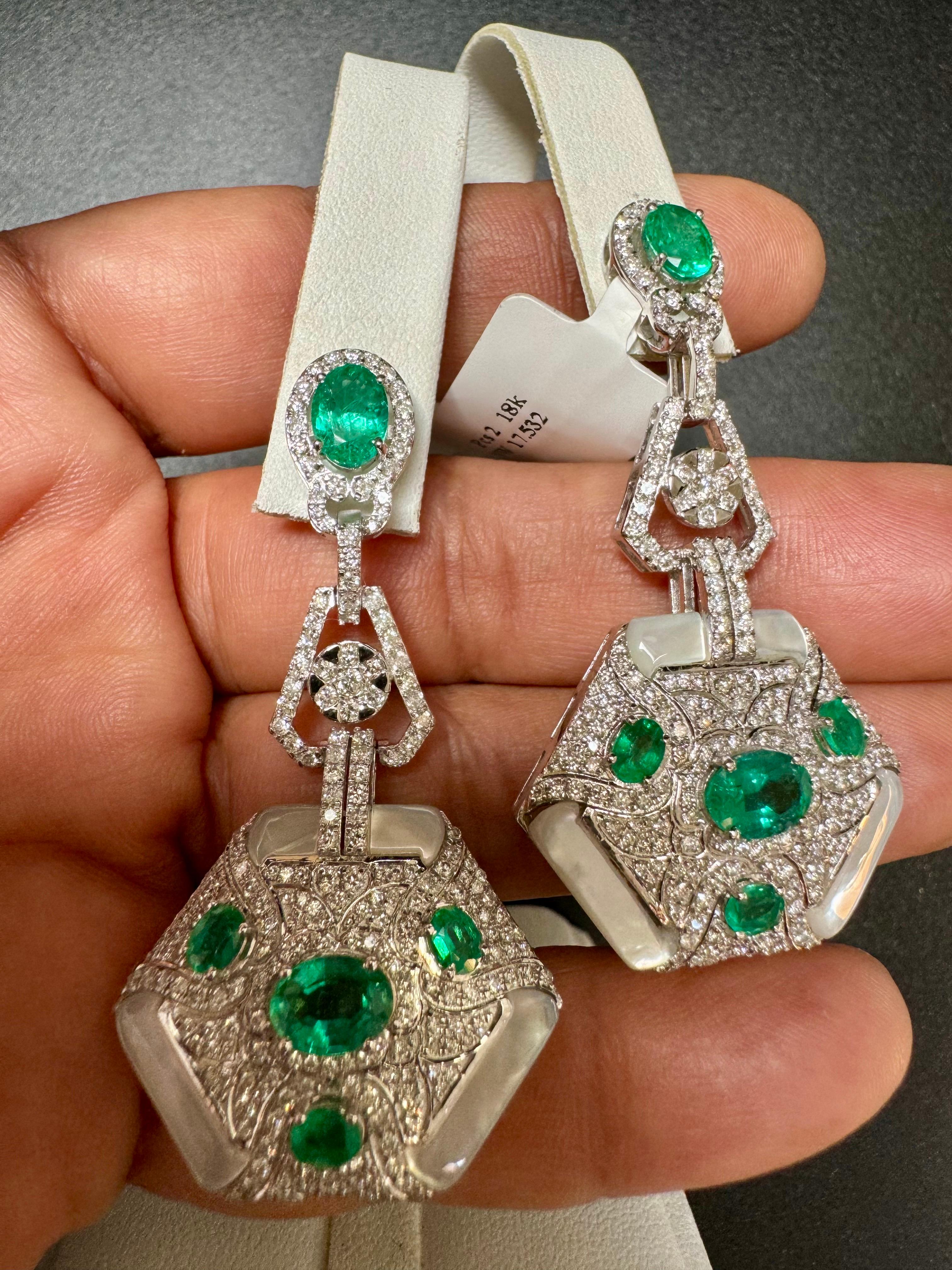 4.3 Carat Emerald & 2.91 Ct Diamond With MOP Hanging Earrings 18 Kt White Gold For Sale 4