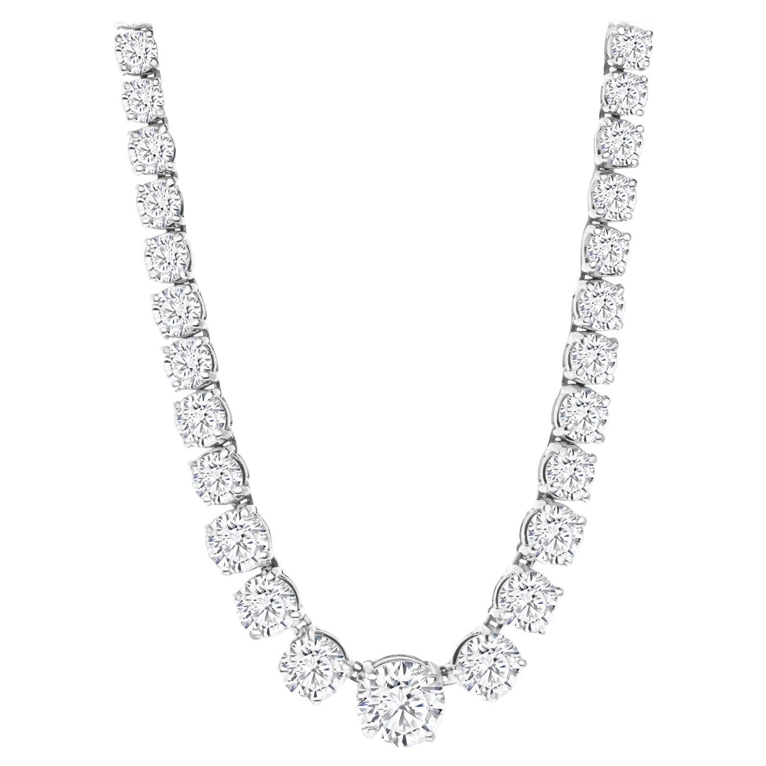 Collier de tennis en or blanc 18 carats à diamants gradués de 43 carats, serti à 4 branches