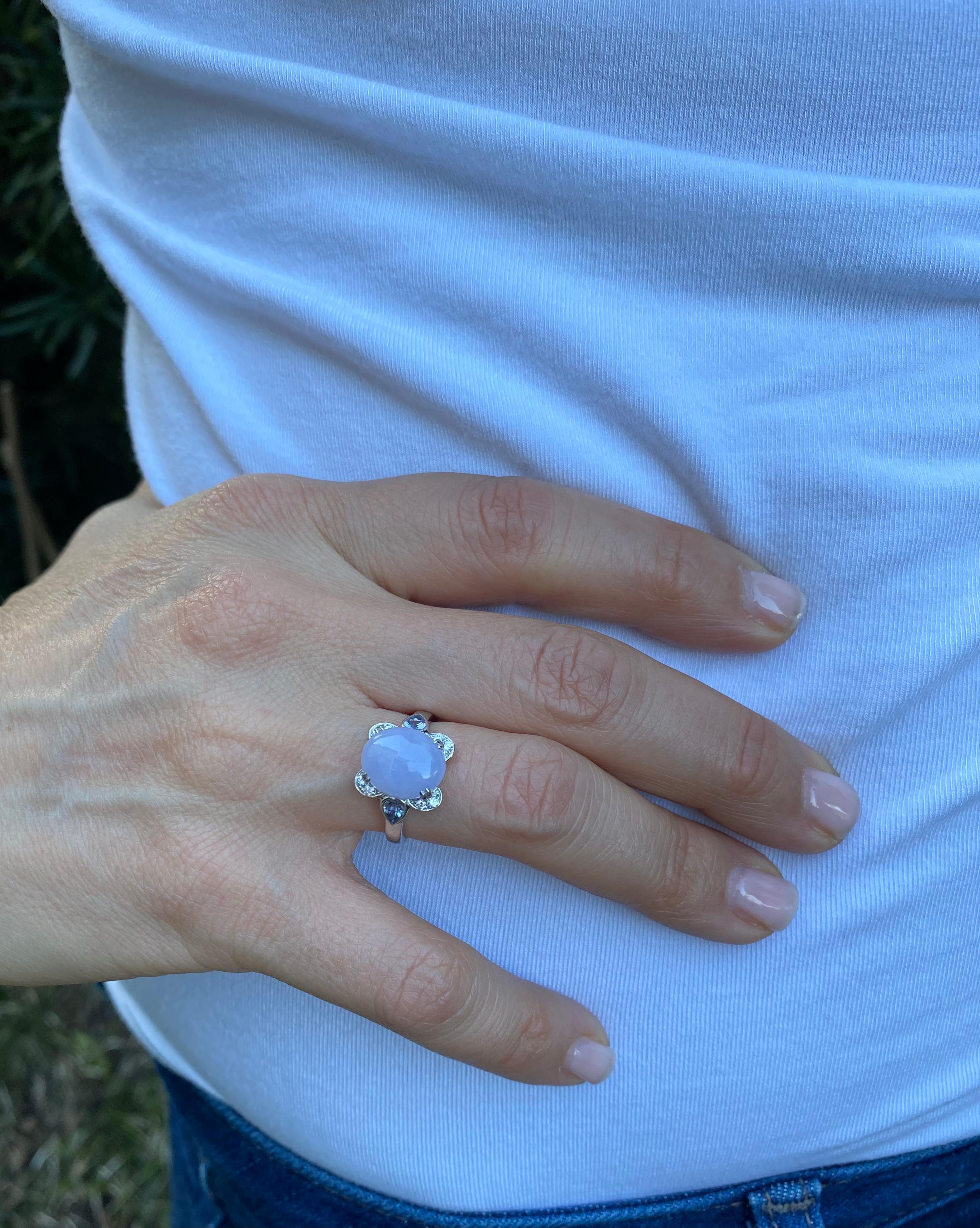 4.3 Carat Lavender Jadeite Ring with 1.02 Carat of Tanzanite and Diamonds Set In New Condition For Sale In Charleston, SC