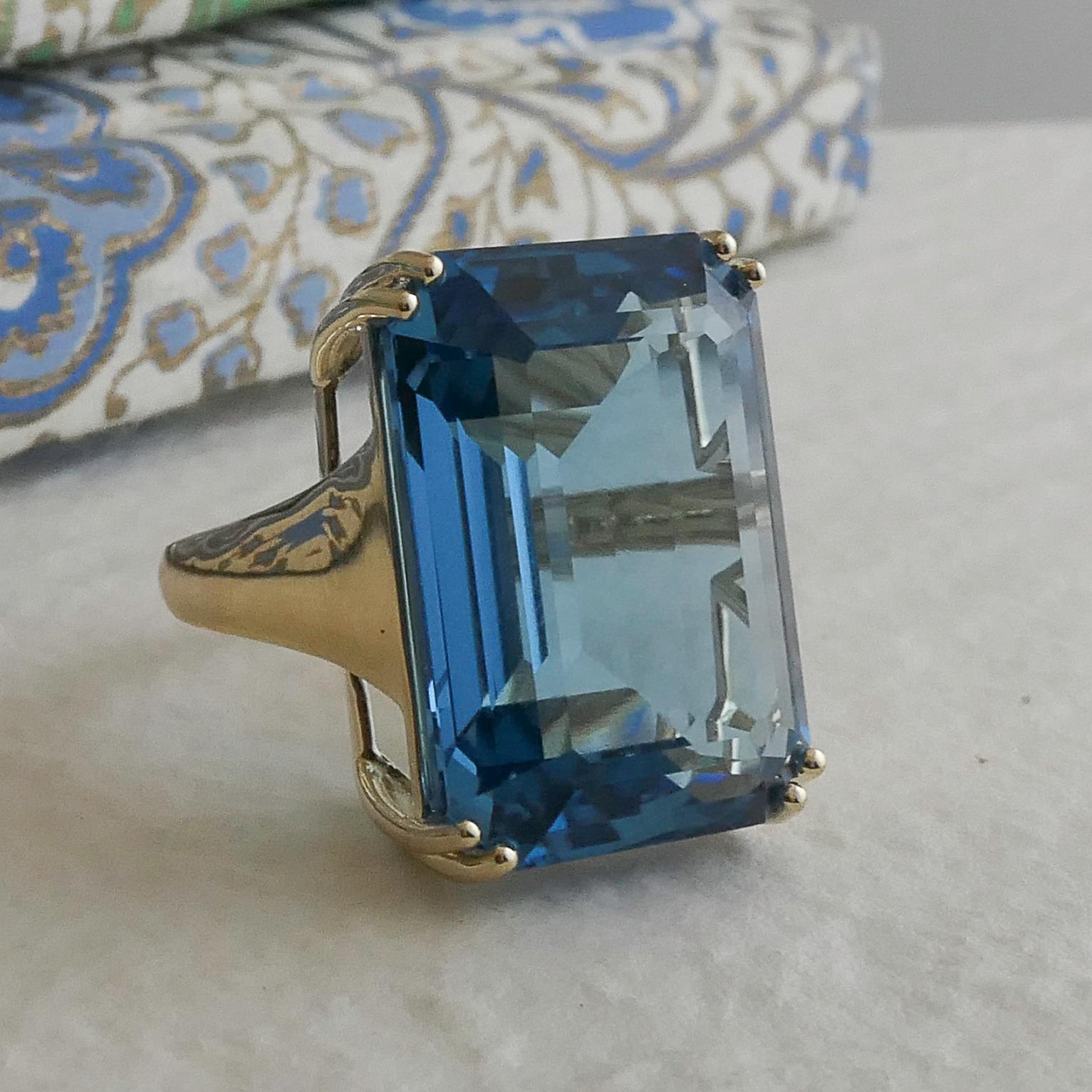 Emerald Cut 43 carat London Blue Topaz 14kt Yellow Gold Ring - Size 8 For Sale