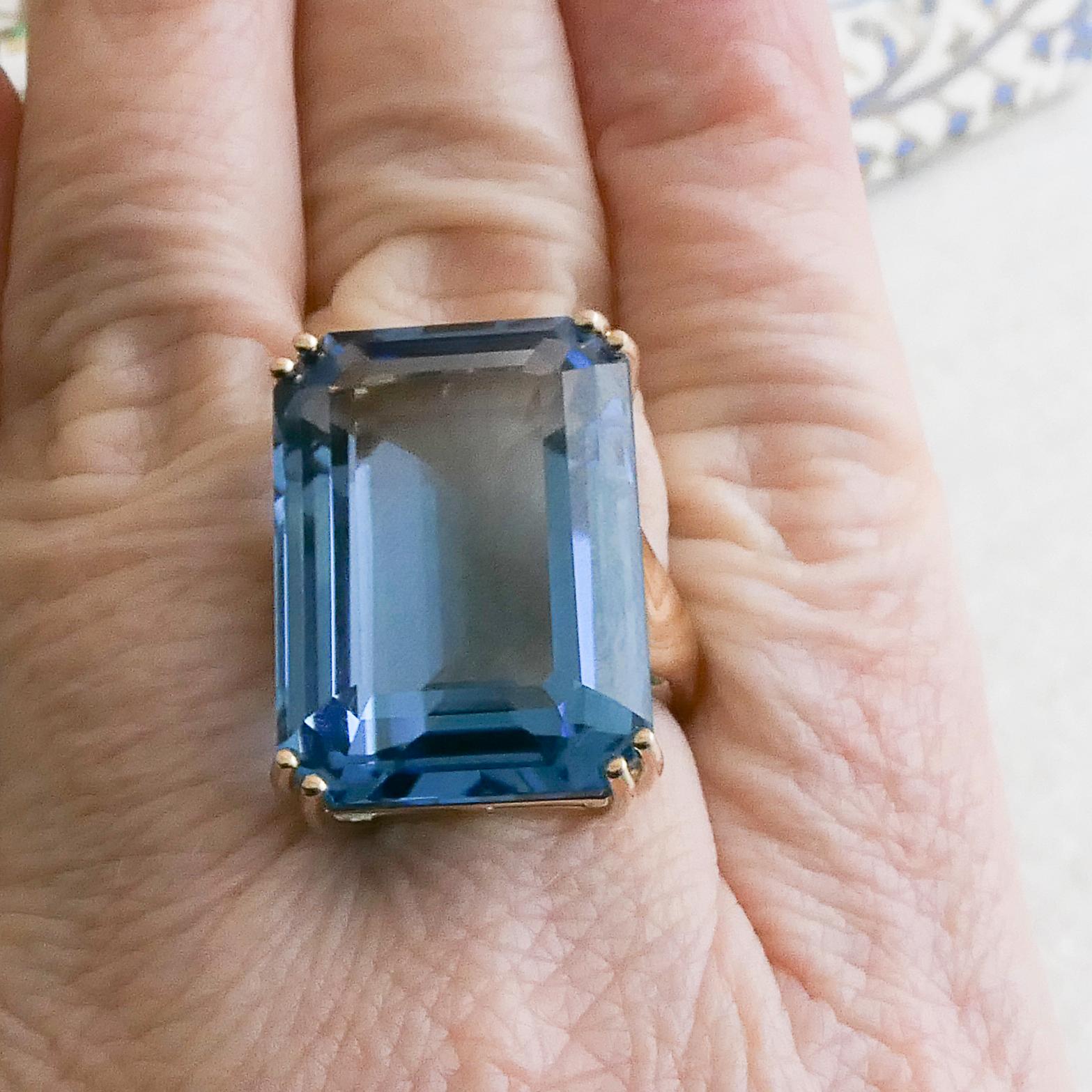 43 carat London Blue Topaz 14kt Yellow Gold Ring - Size 8 For Sale 3