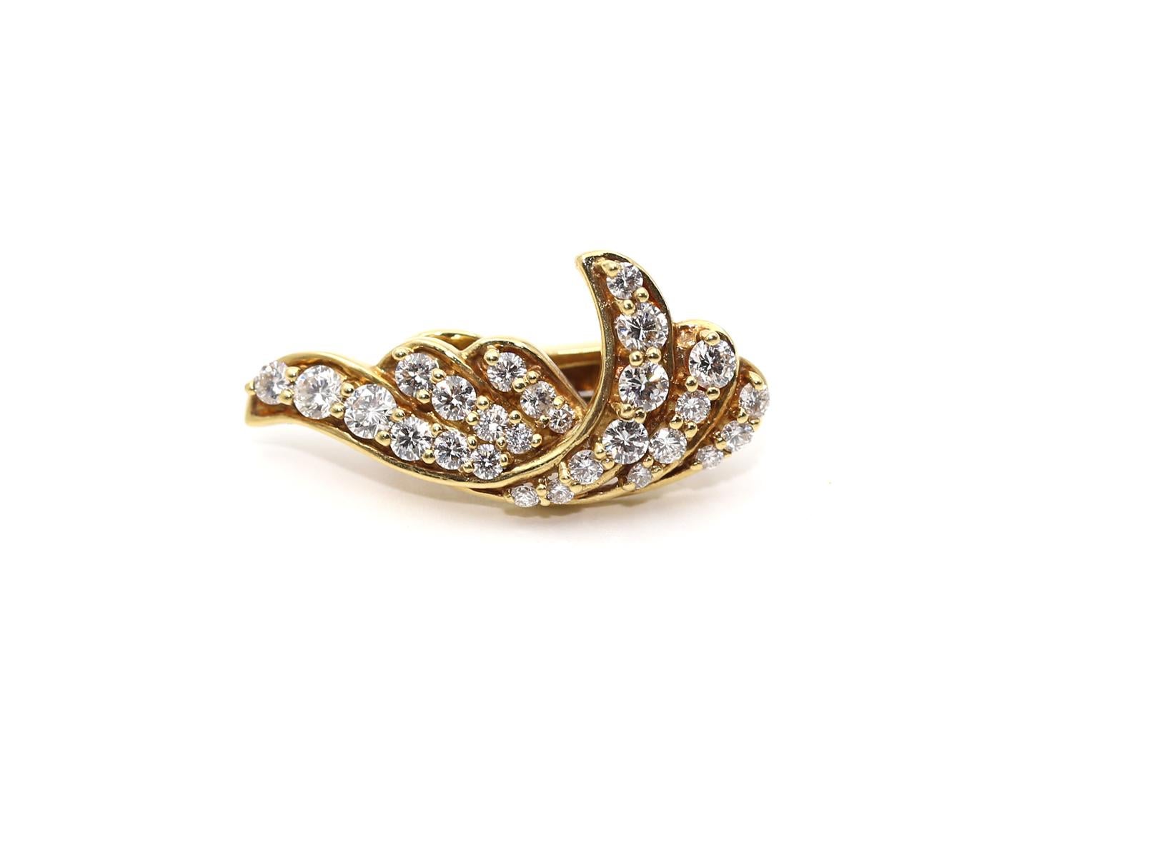 Boucles d'oreilles en diamant de 4,3 carats en or jaune 18 carats, 1970 en vente 2