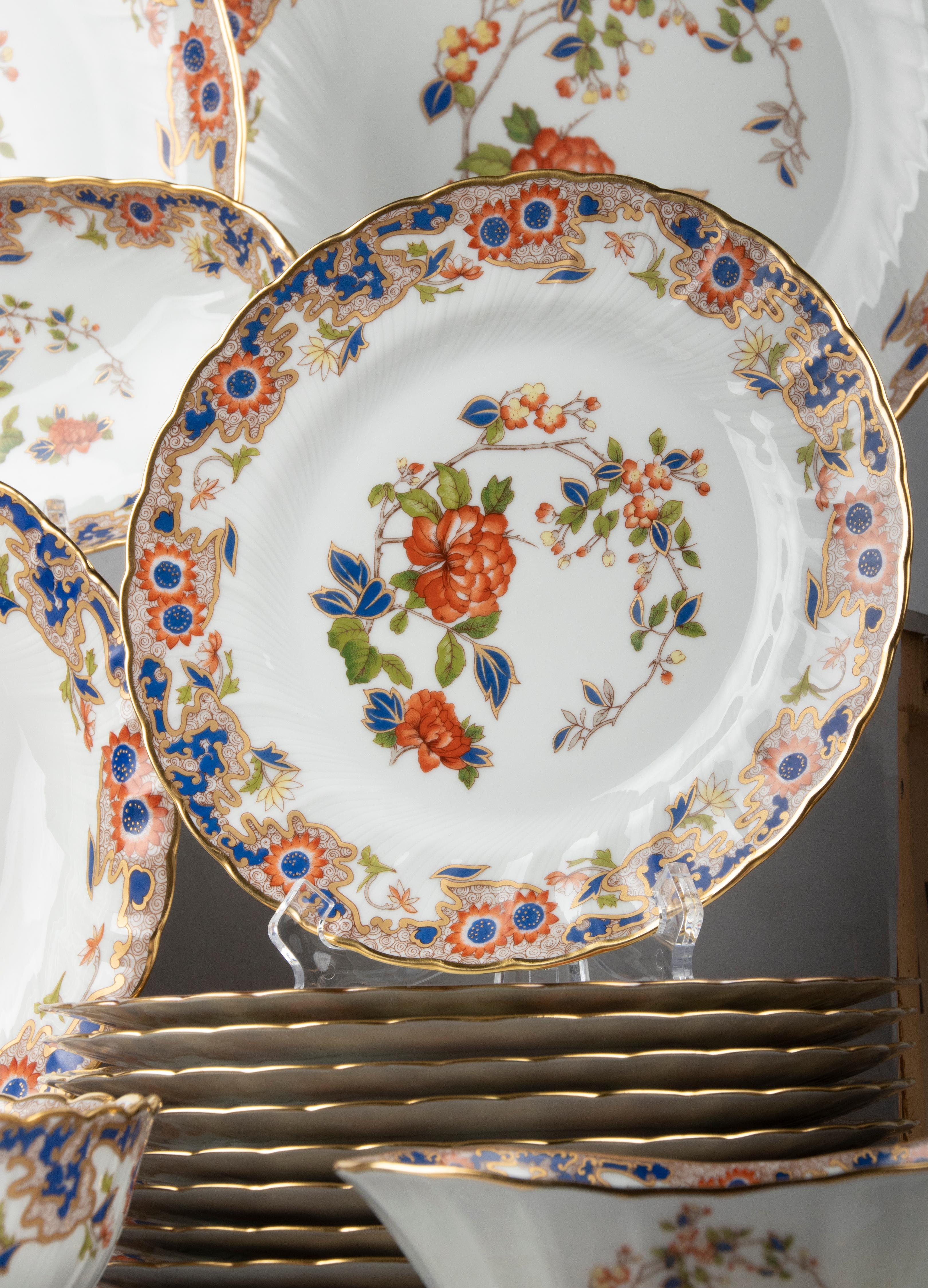 Chinoiserie 43-Piece Set of Porcelain Tableware made by Bernardaud Limoges model Singapour
