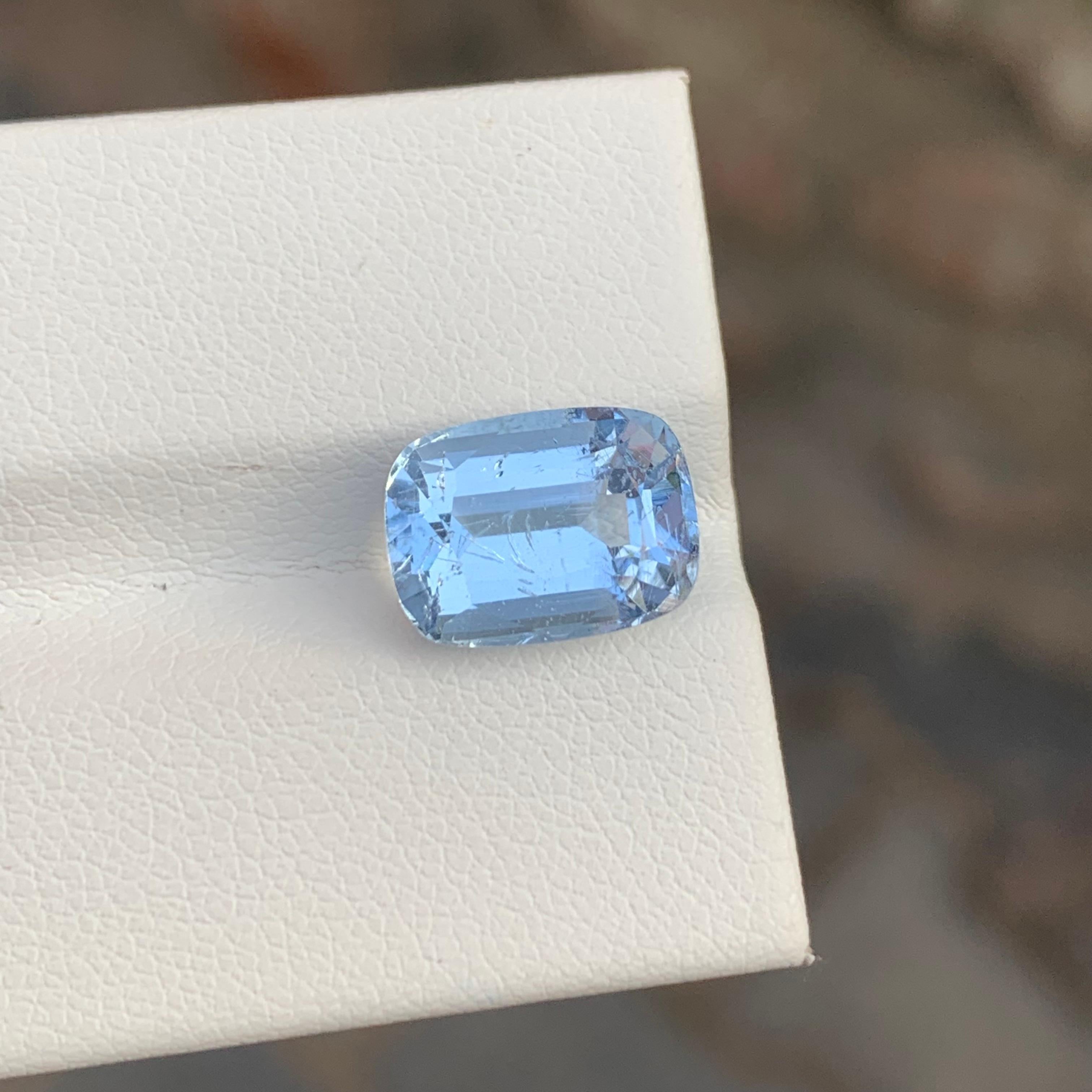 4.30 Carat Amazing Faceted Goshenite Cushion Shape Gemstone For Jewellery For Sale 4