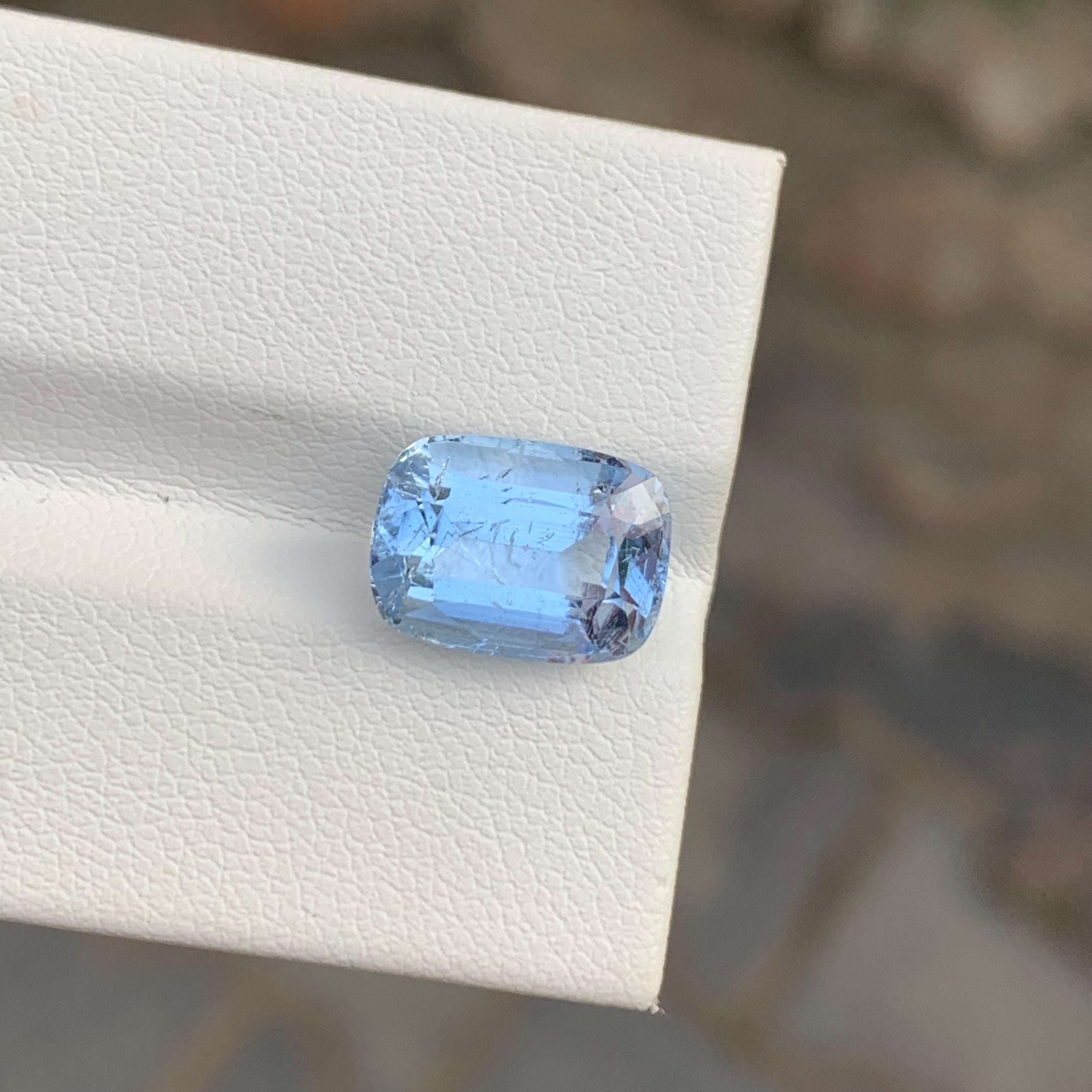 4.30 Carat Amazing Faceted Goshenite Cushion Shape Gemstone For Jewellery For Sale 1