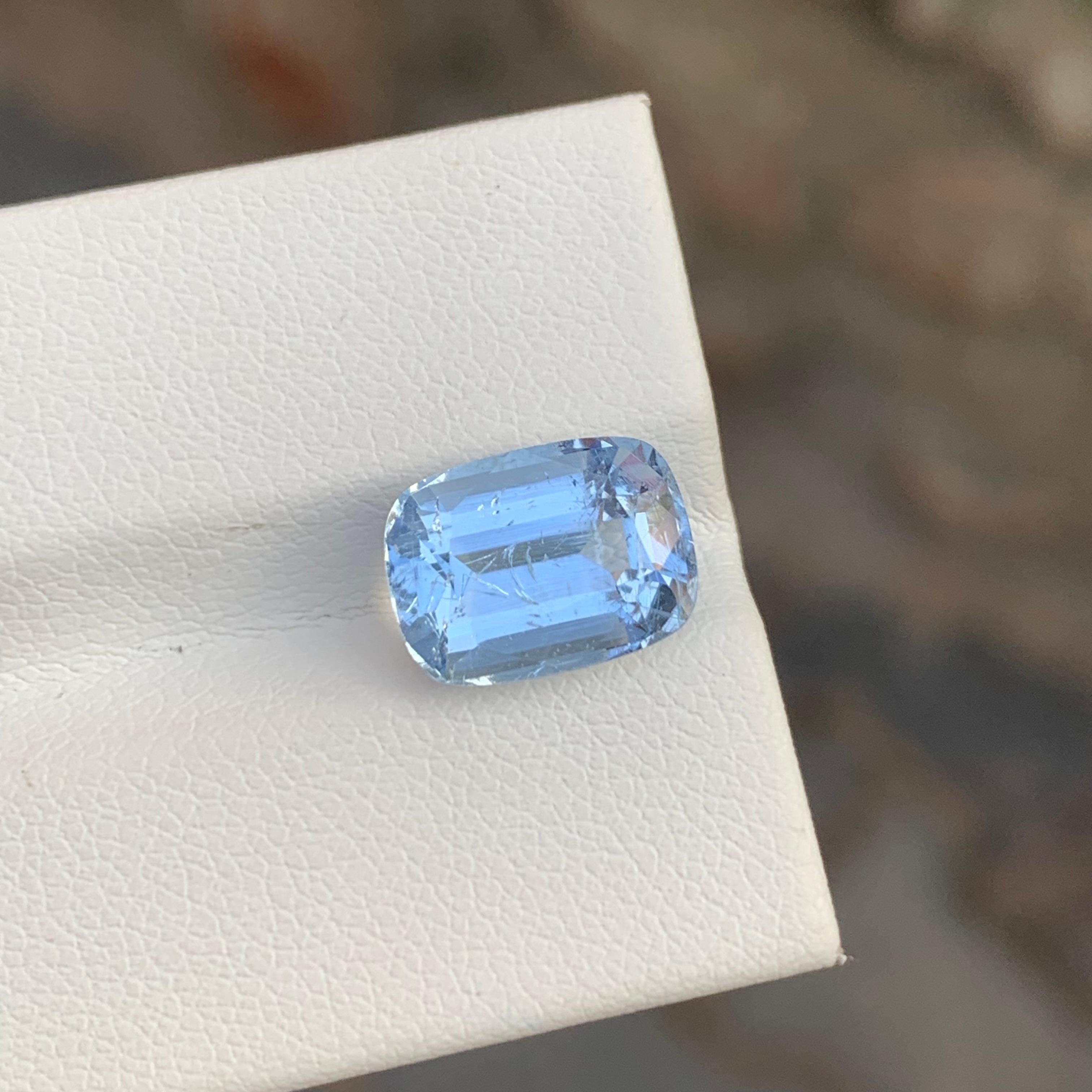 4.30 Carat Amazing Faceted Goshenite Cushion Shape Gemstone For Jewellery For Sale 3