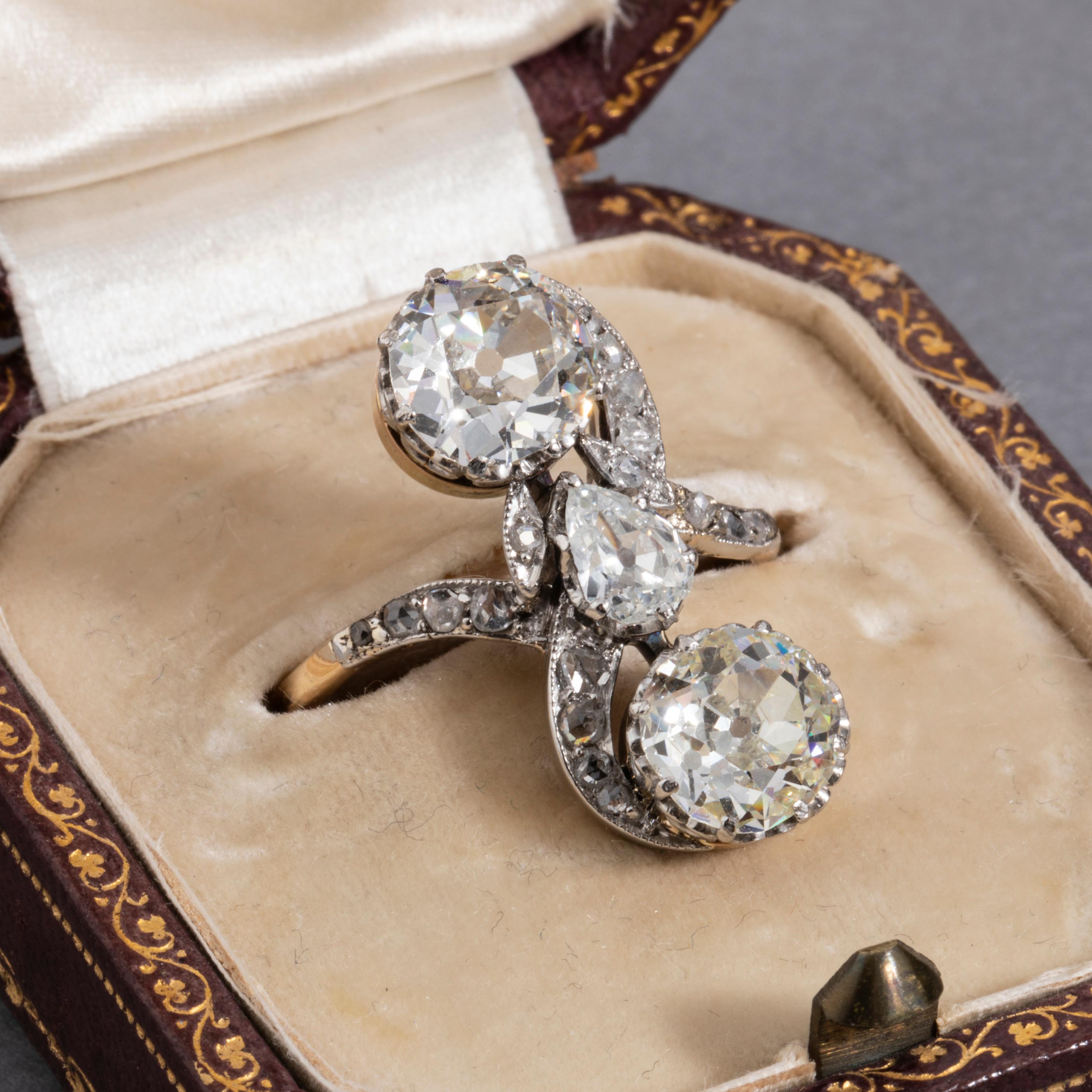 4.30 Carat Antique French Belle Époque Diamond Ring 2