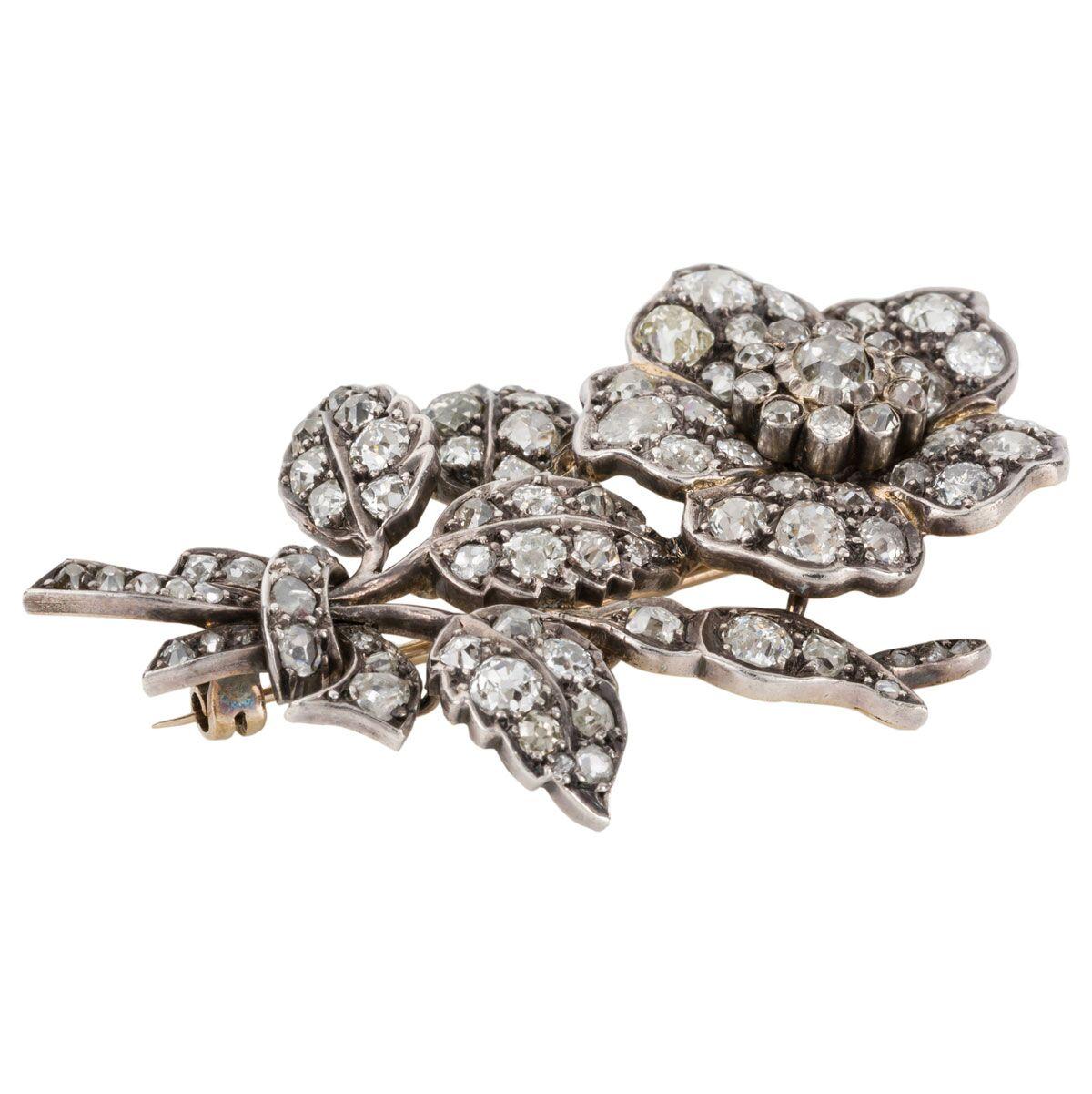 I just love this brooch, it's divine. A mix of old cut diamonds, ranging from old rose cuts, mine cuts to cushions. So interesting, don't you wish it could talk. Looks beautiful on a jacket, even a denim jacket for a little bit of fun and gets