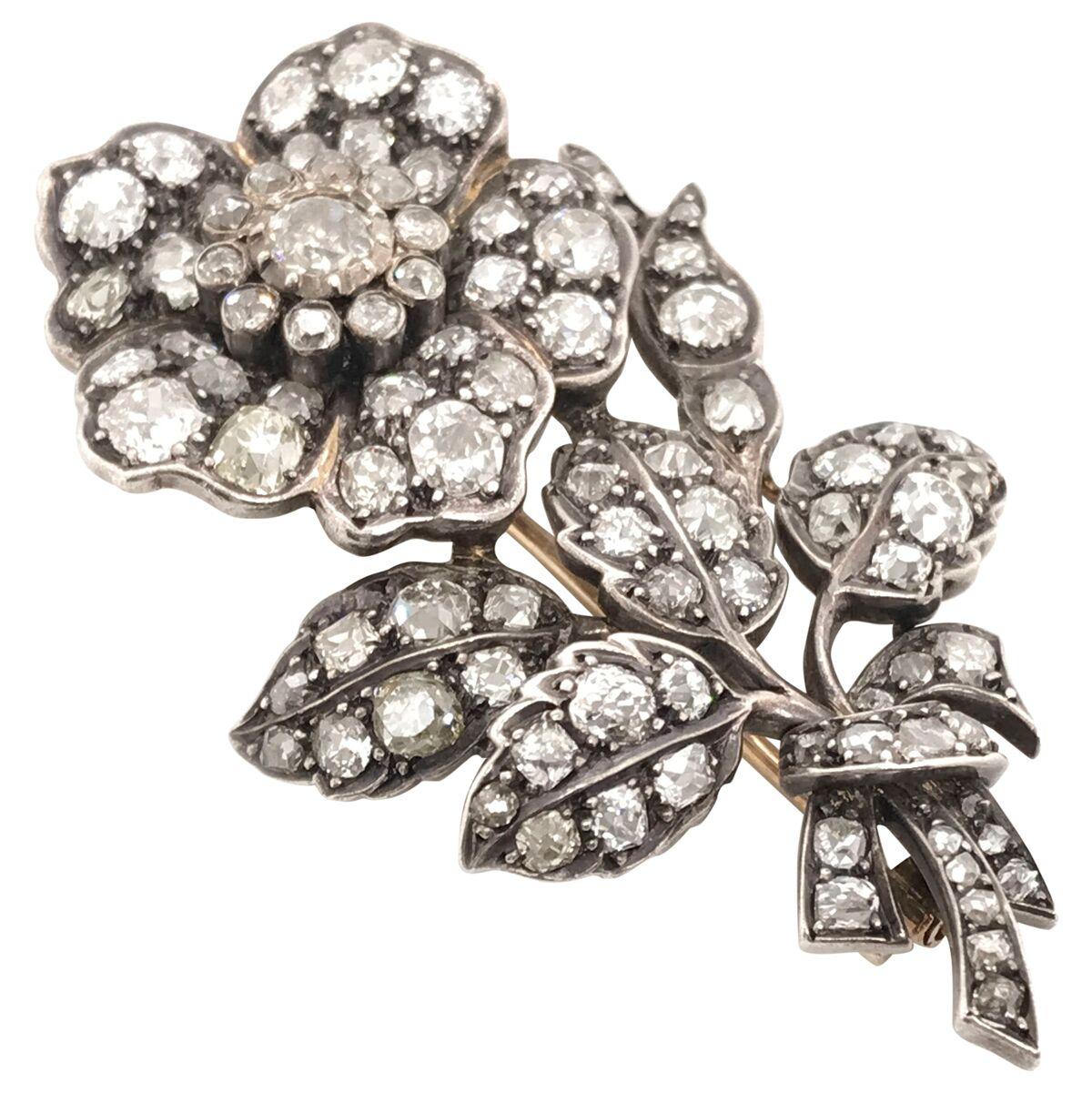 Victorian 4.30 Carat Diamond Vintage Flower Brooch