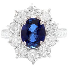 Or blanc massif 14 carats avec saphir bleu naturel exquis de 4,30 carats et diamants