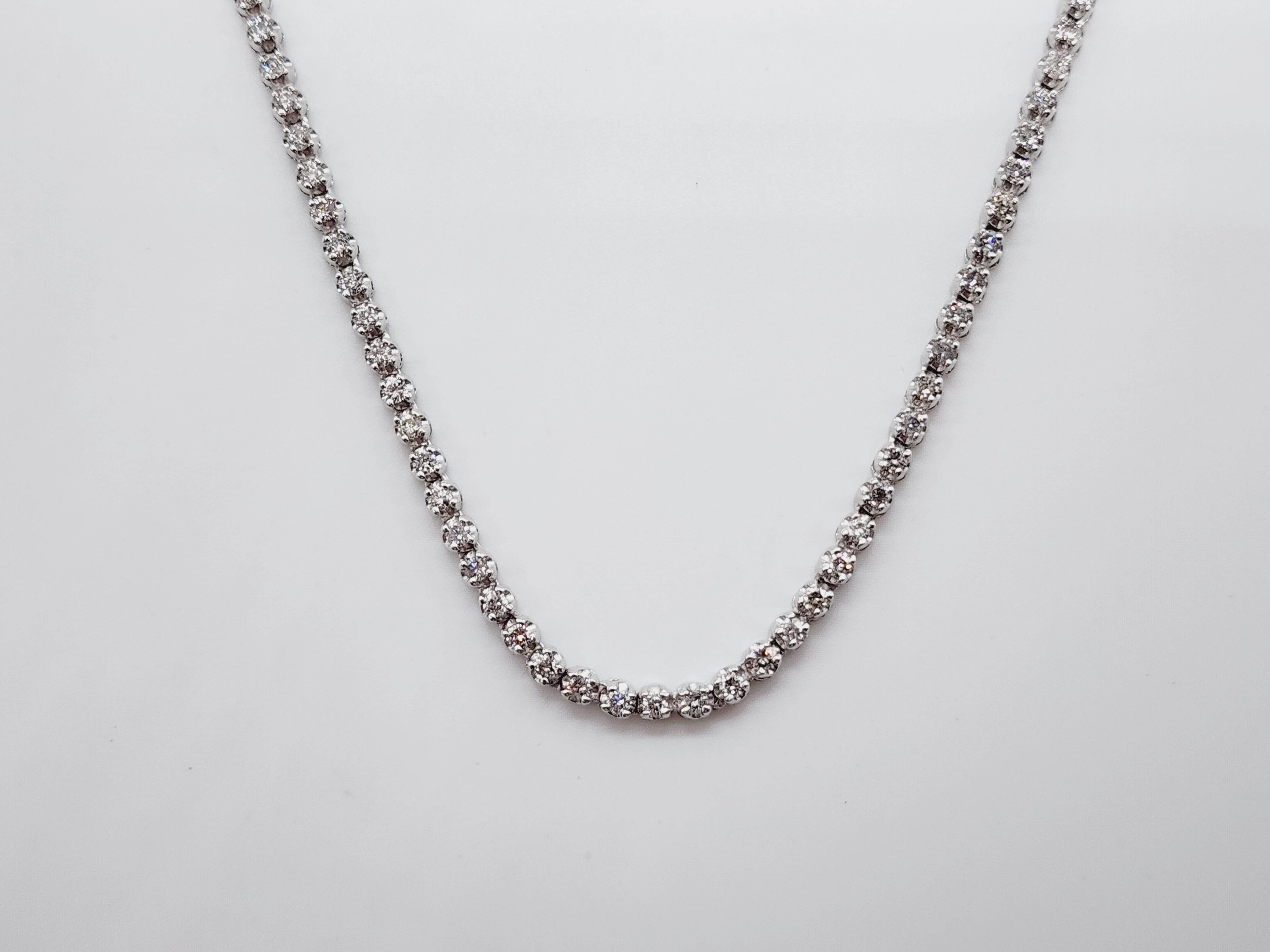 4.30 Carat Natural Diamond Buttercup Necklace 14 Karat White Gold 16'' In New Condition For Sale In Great Neck, NY