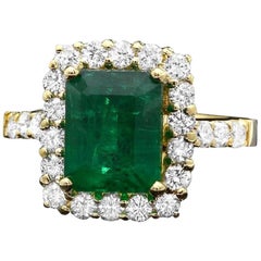 Anello con smeraldo naturale da 4,30 carati e diamante in oro giallo massiccio da 14 carati