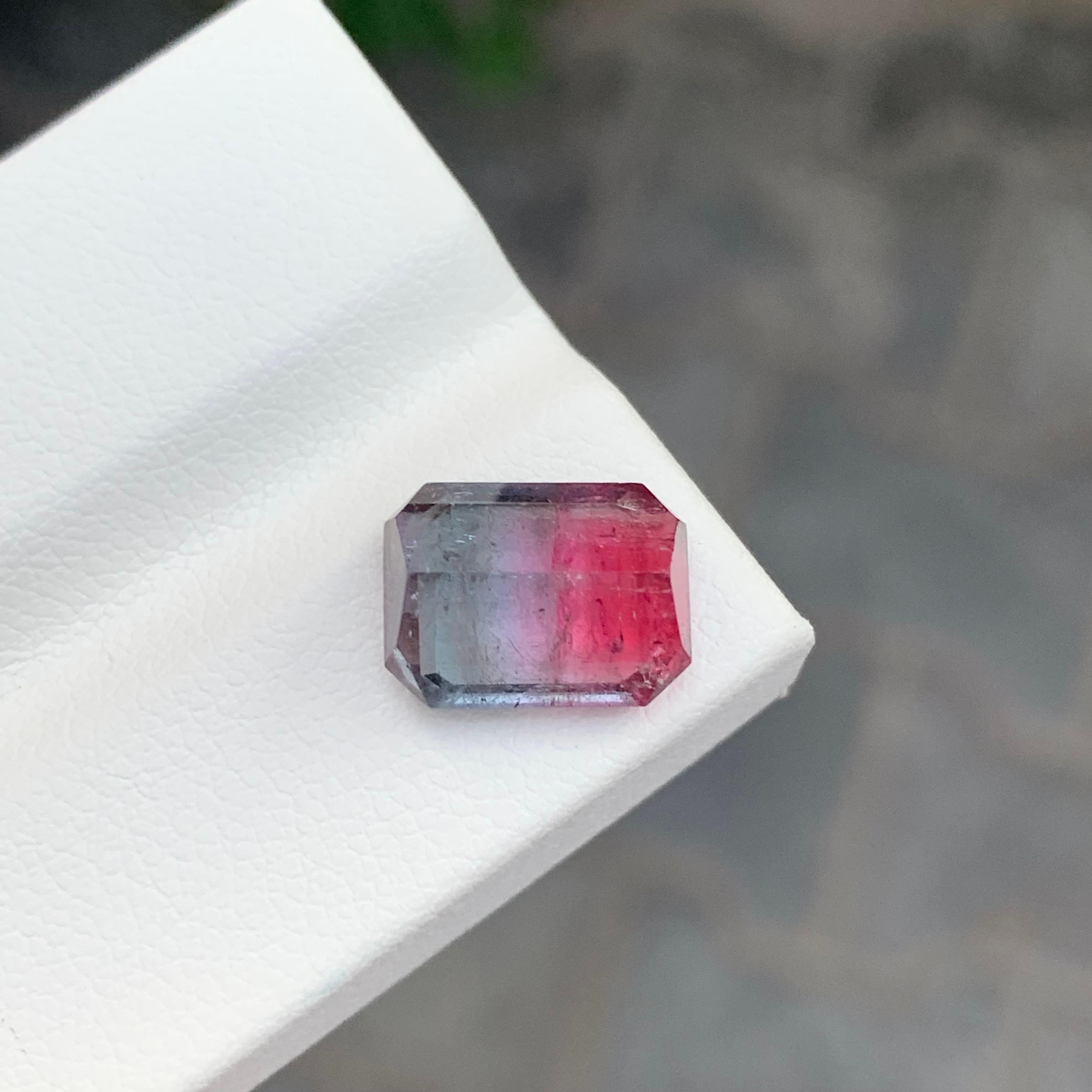 4.30 Karat natürlicher loser zweifarbiger Turmalin in Smaragdform Edelstein im Angebot 7