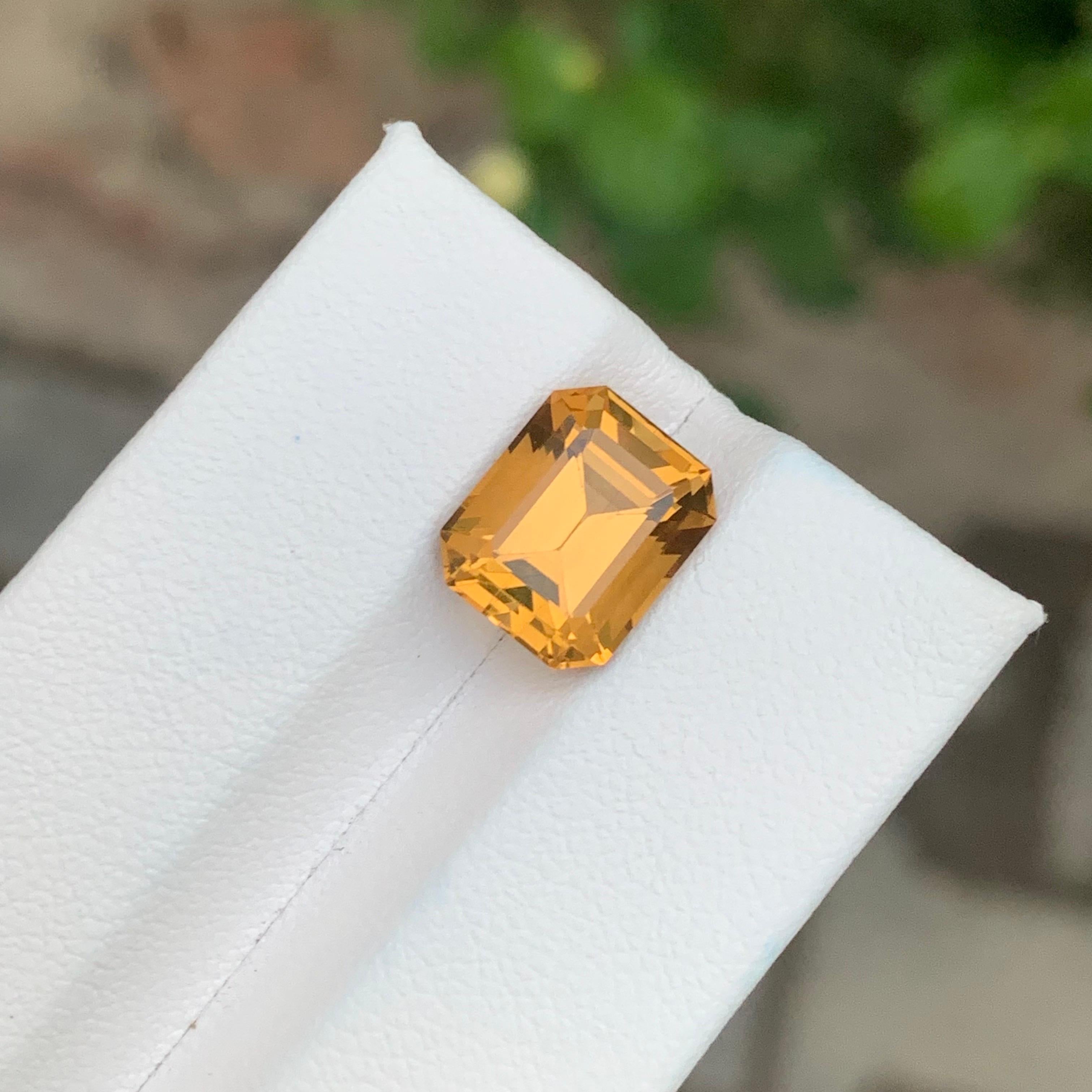 4.30 Carat Natural Loose Citrine Emerald Shape Gemstone For Sale 5
