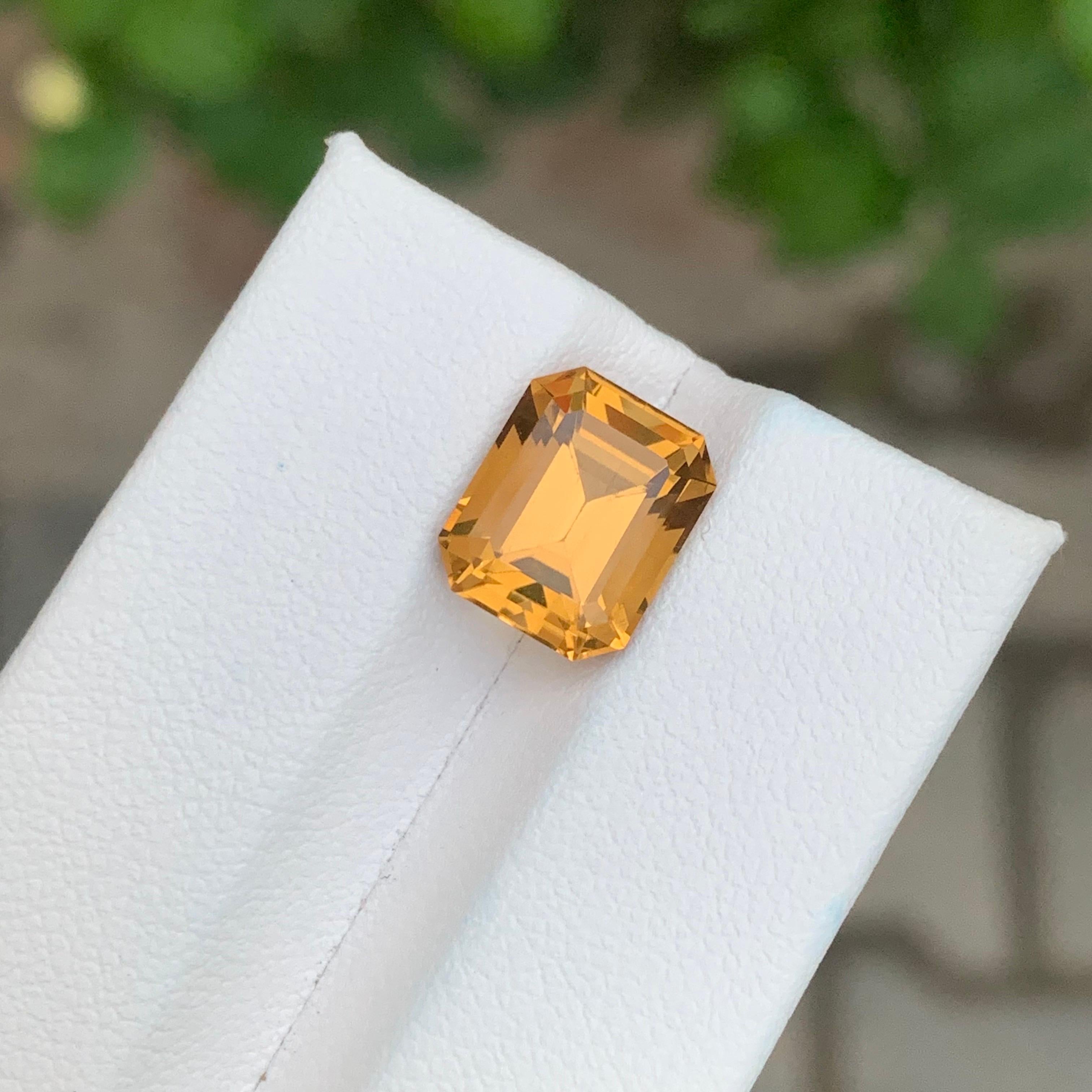 4.30 Carat Natural Loose Citrine Emerald Shape Gemstone For Sale 2