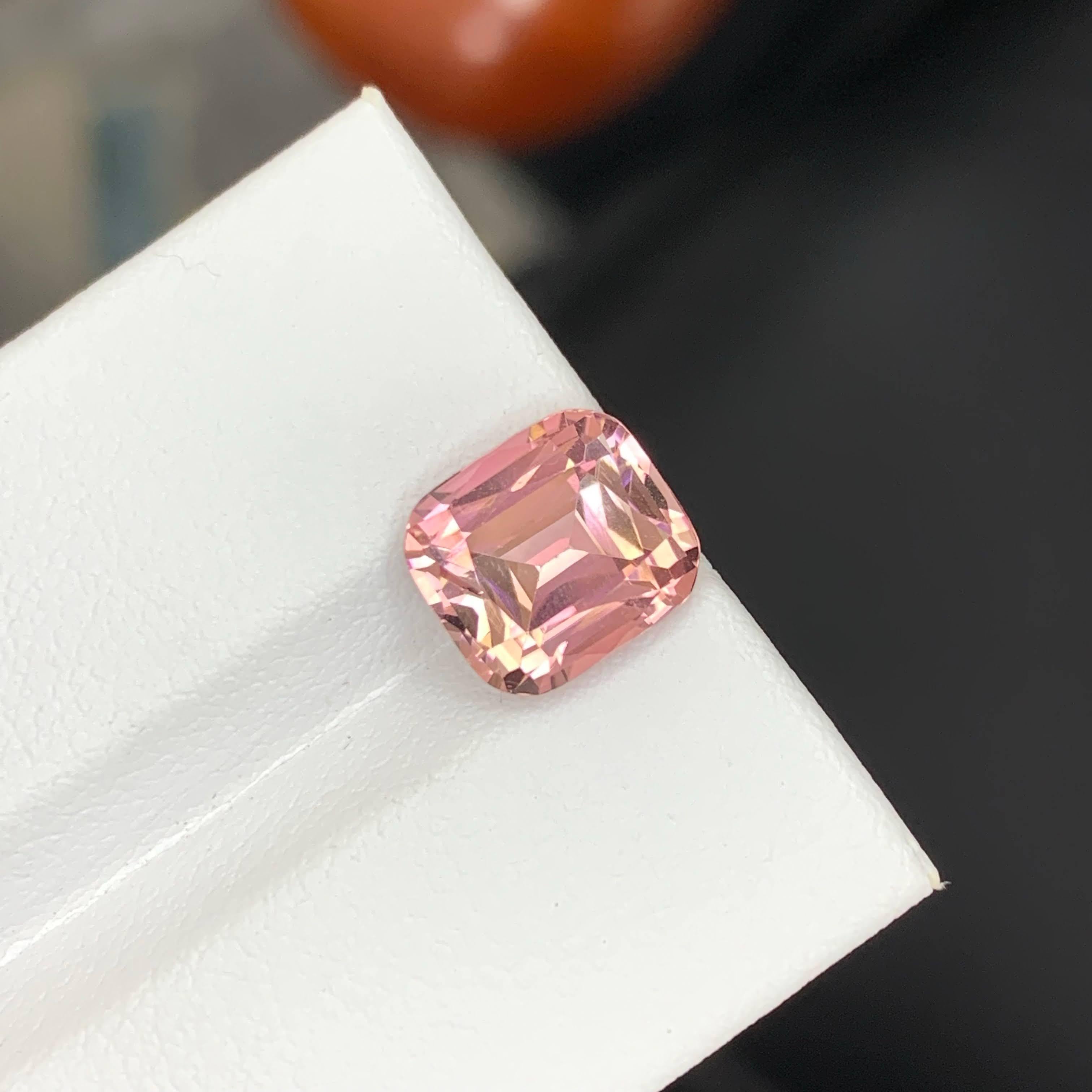 4,30 carati di tormalina rosa naturale sciolta con taglio a cuscino afghano in vendita 5
