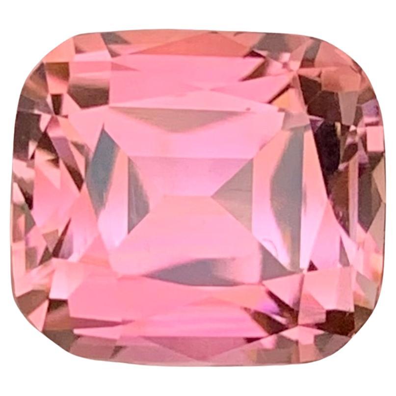 Gema natural suelta de turmalina rosa suave de 4,30 quilates en forma de cojín en venta