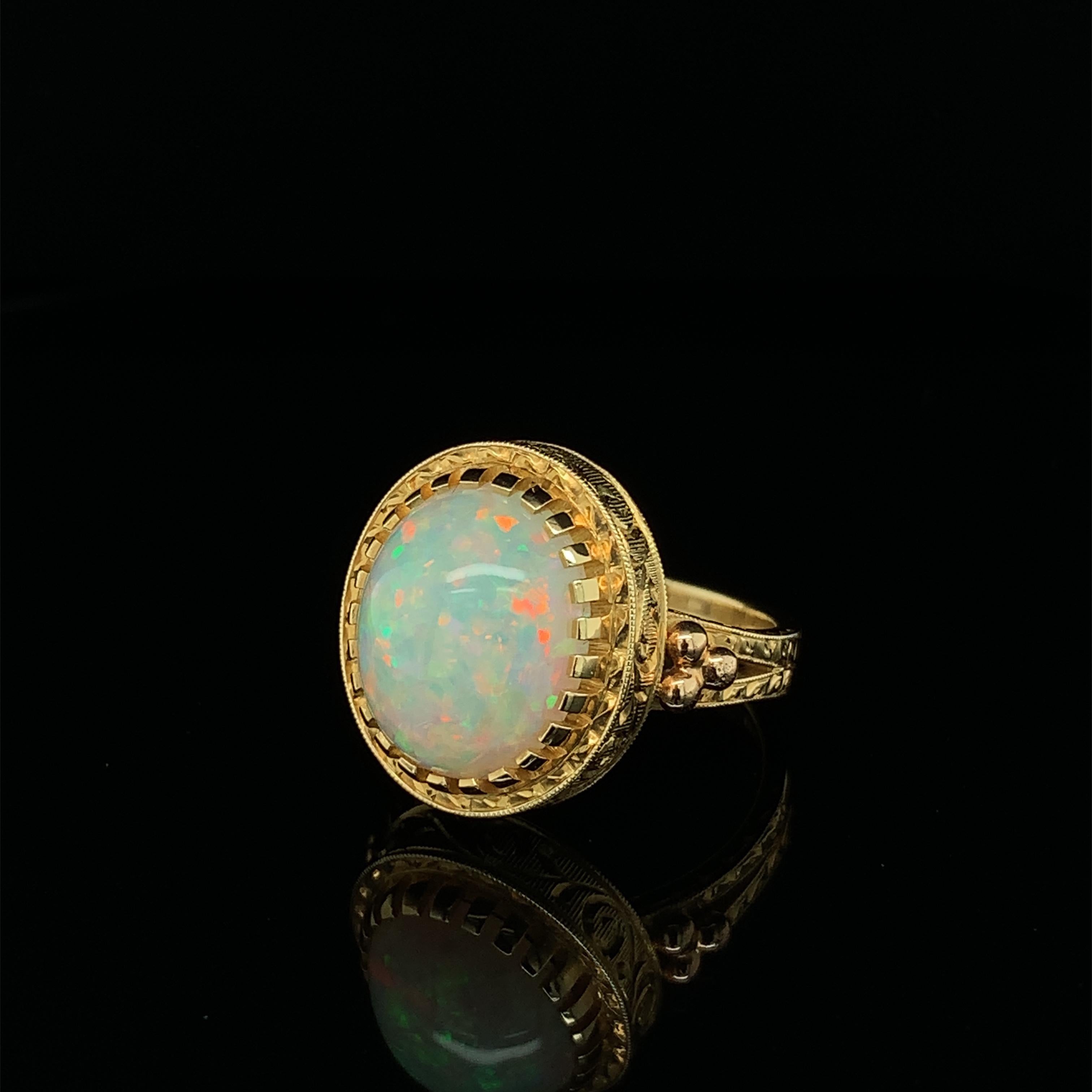 Women's or Men's 4.30 Carat Opal in Handmade 18k Yellow Gold Ring For Sale