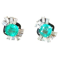 4.30 Carats, Columbian Emerald, Black Enamel & Diamonds Art-Deco Stud Earrings