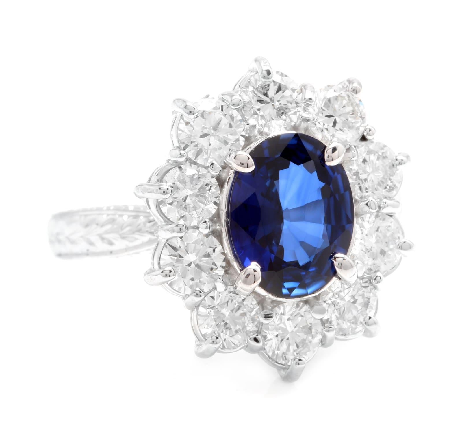 Round Cut 4.30 Carat Exquisite Natural Blue Sapphire and Diamond 14 Karat Solid White Gold For Sale