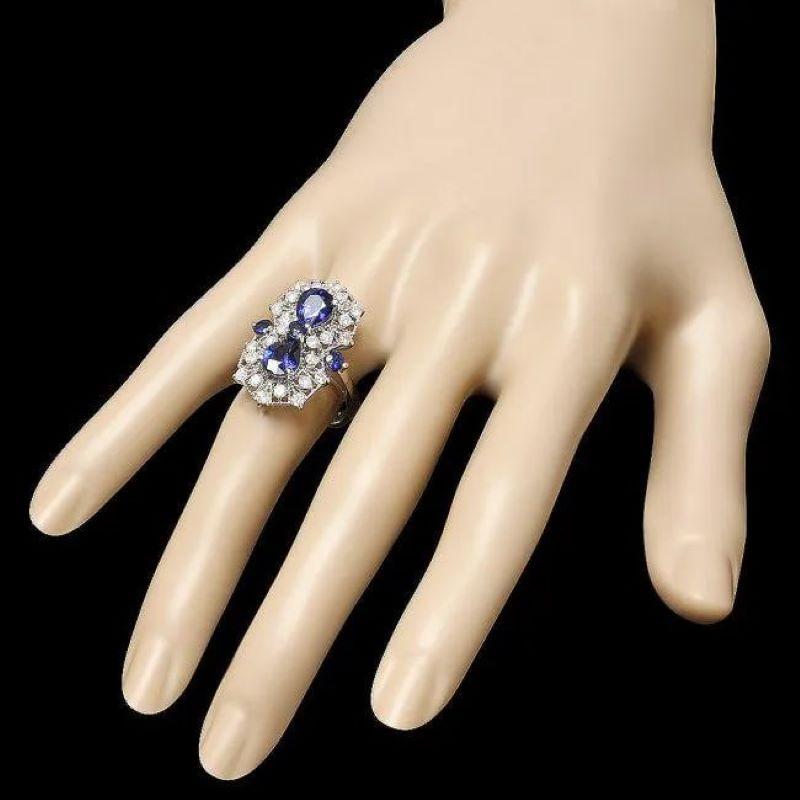 4.30 Carats Natural Blue Sapphire and Diamond 14K Solid White Gold Ring In New Condition For Sale In Los Angeles, CA