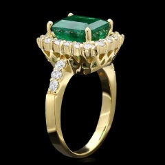 4.30 Carat Natural Emerald and Diamond 14 Karat Solid Yellow Gold Ring