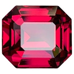 4.30 carats Reddish Pink Garnet Emerald Cut Natural African Gemstone