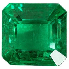 4,30 Karat sambischer Smaragd Oktagon