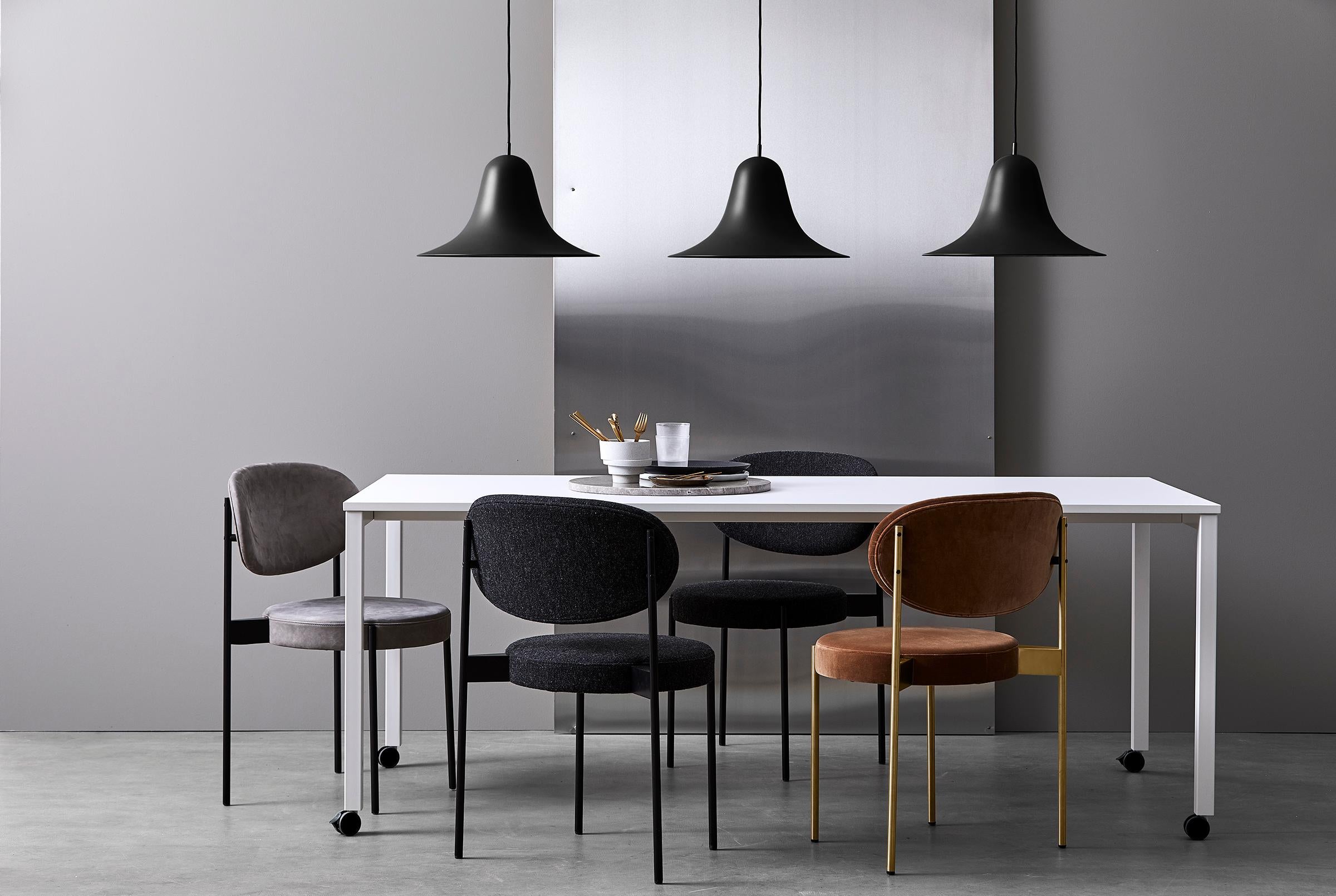 430 Chair in Brown Velvet by Verner Panton Moderno en venta