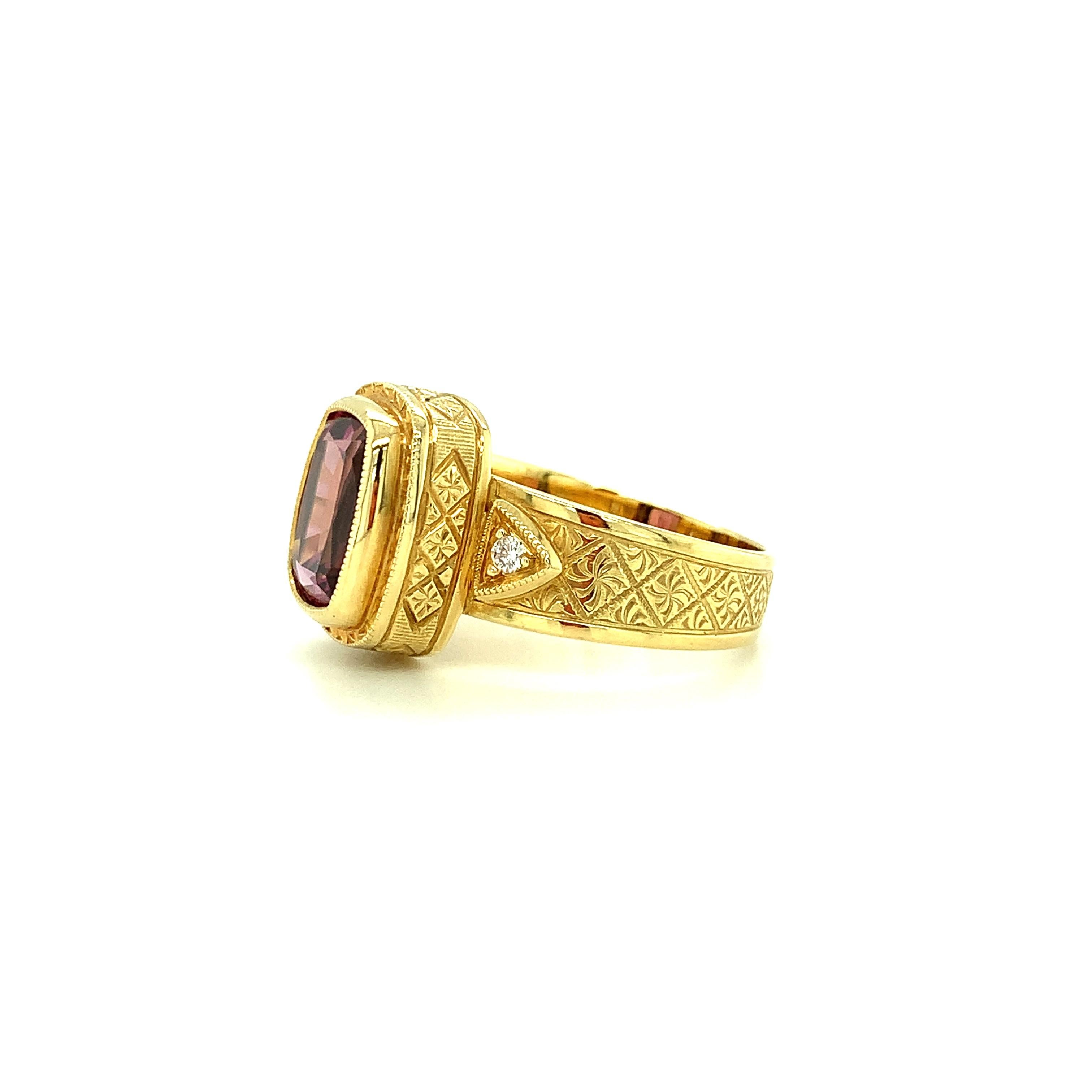 4.30 Carat Rhodolite Garnet and Diamond Band Ring in 18k Yellow Gold   In New Condition For Sale In Los Angeles, CA