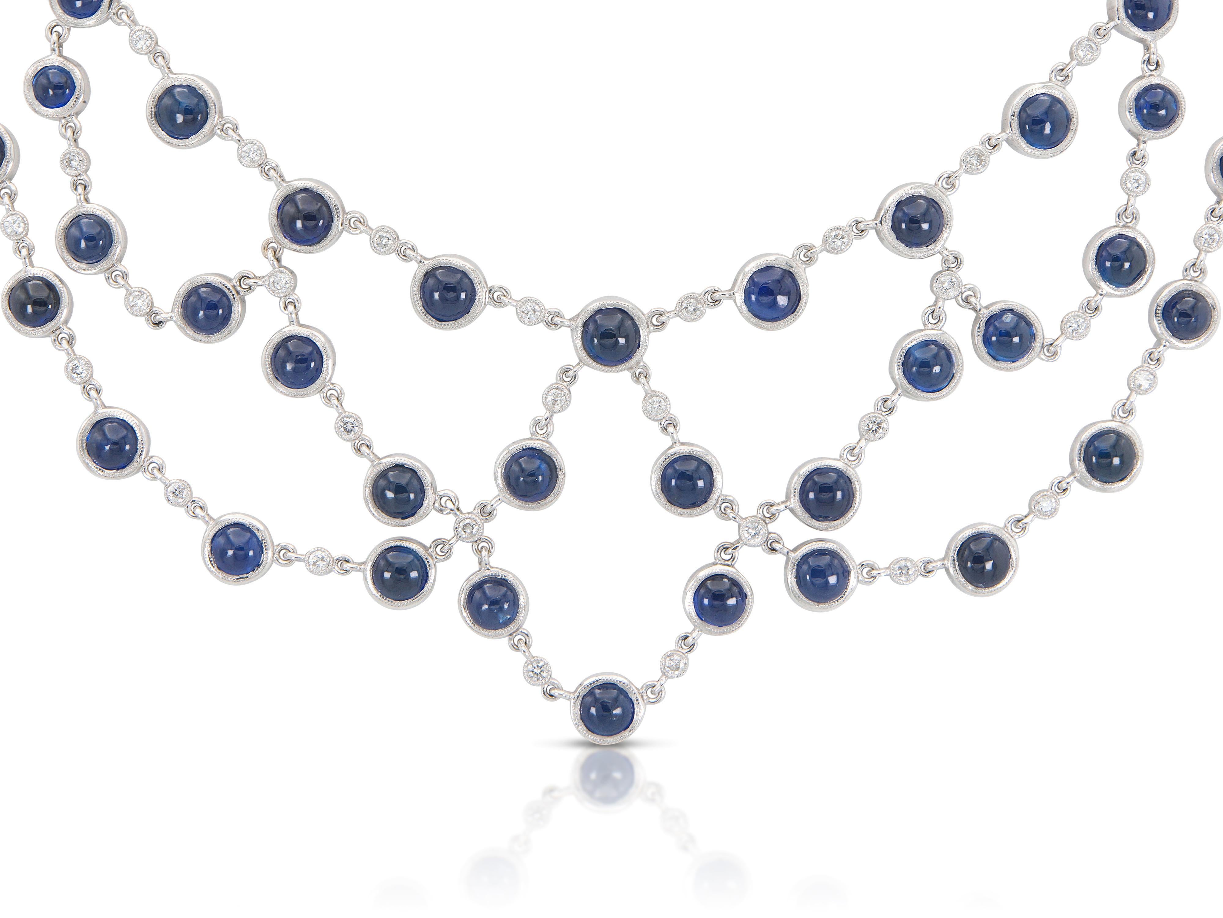 Taille cabochon 43.00 Carat Cabochon Sapphire Necklace with Diamonds (Collier de saphir cabochon avec diamants) en vente