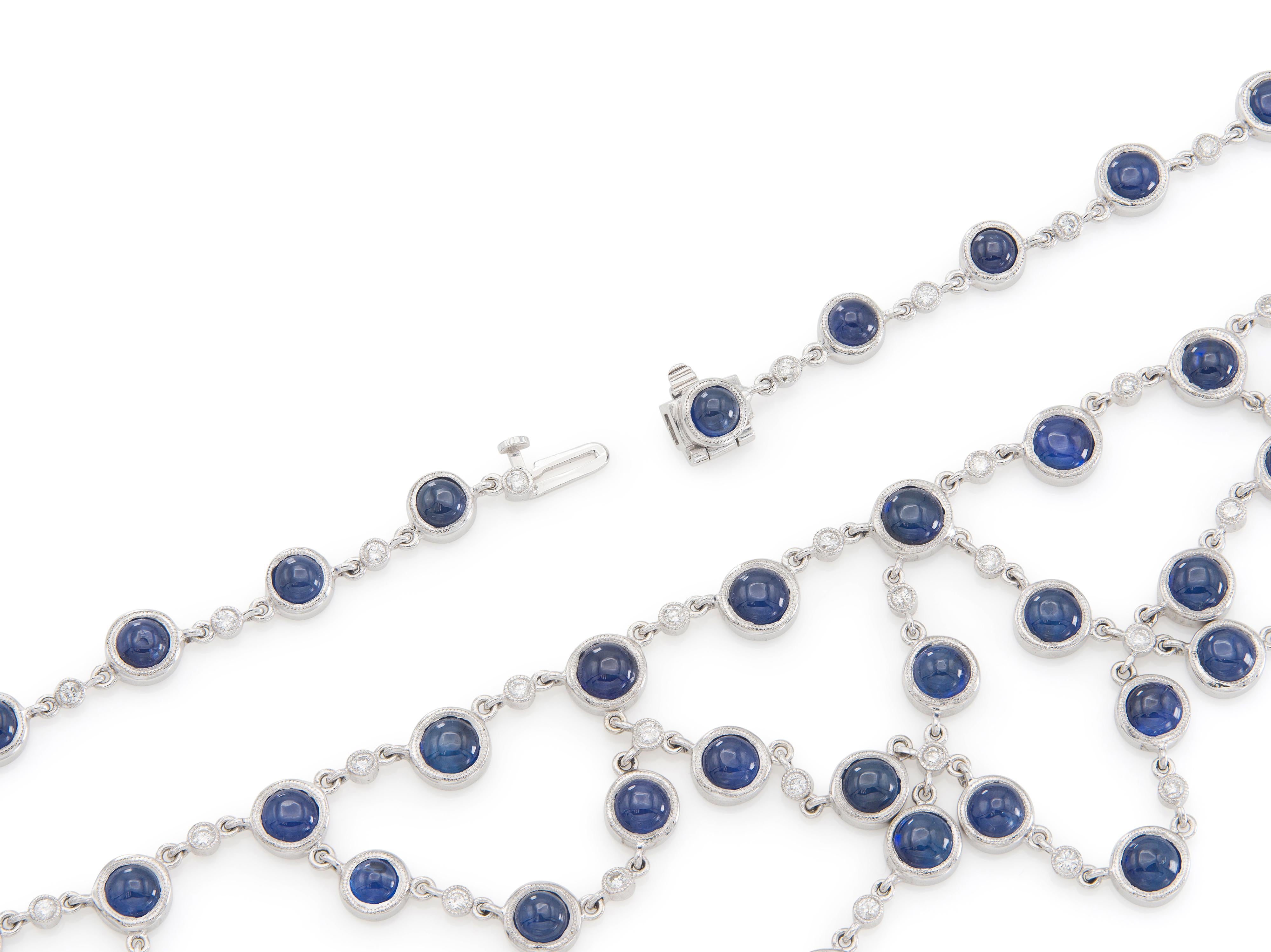 43.00 Carat Cabochon Sapphire Necklace with Diamonds (Collier de saphir cabochon avec diamants) Bon état - En vente à New York, NY